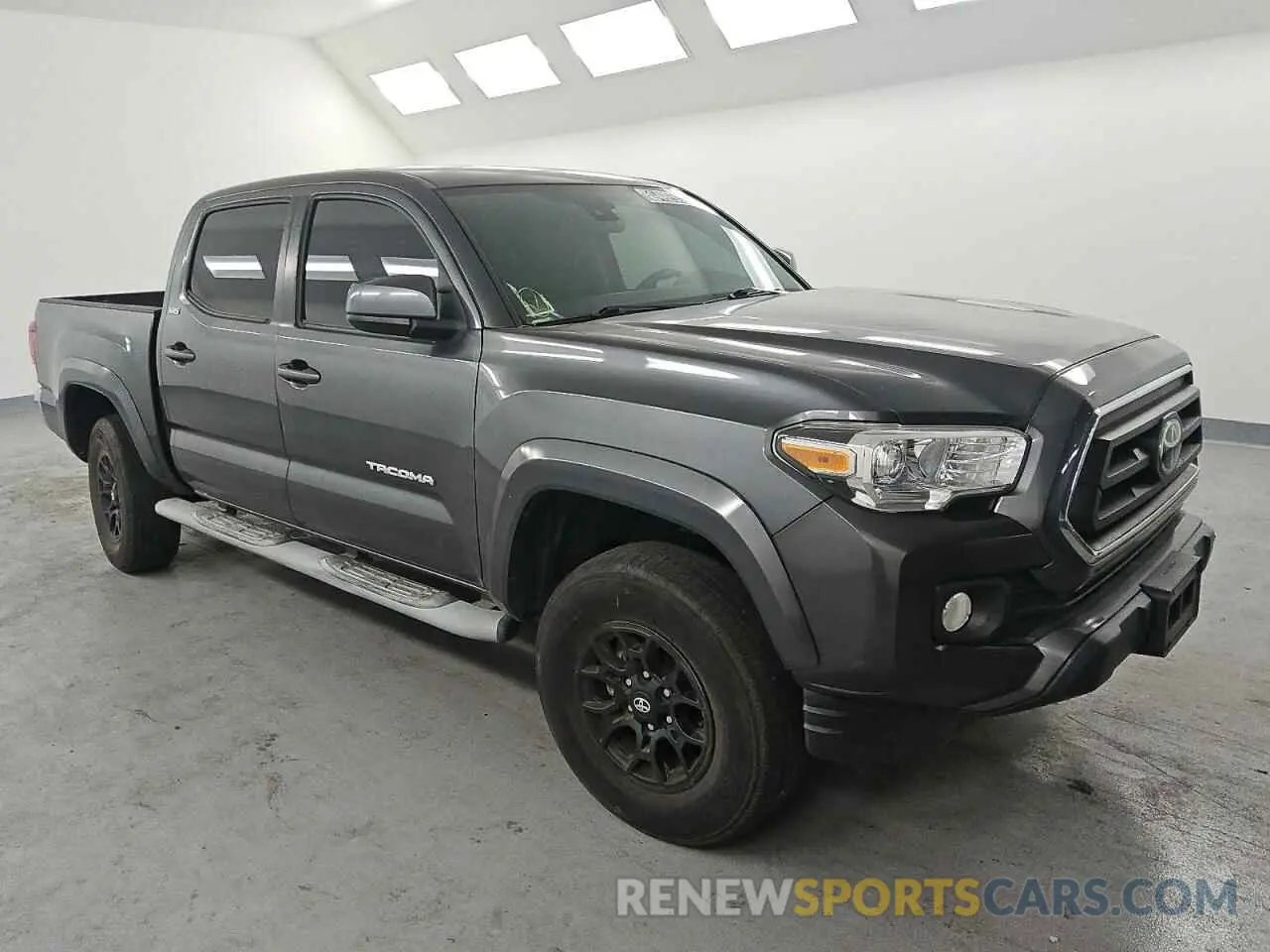 4 Photograph of a damaged car 3TMAZ5CN2NM162151 TOYOTA TACOMA 2022