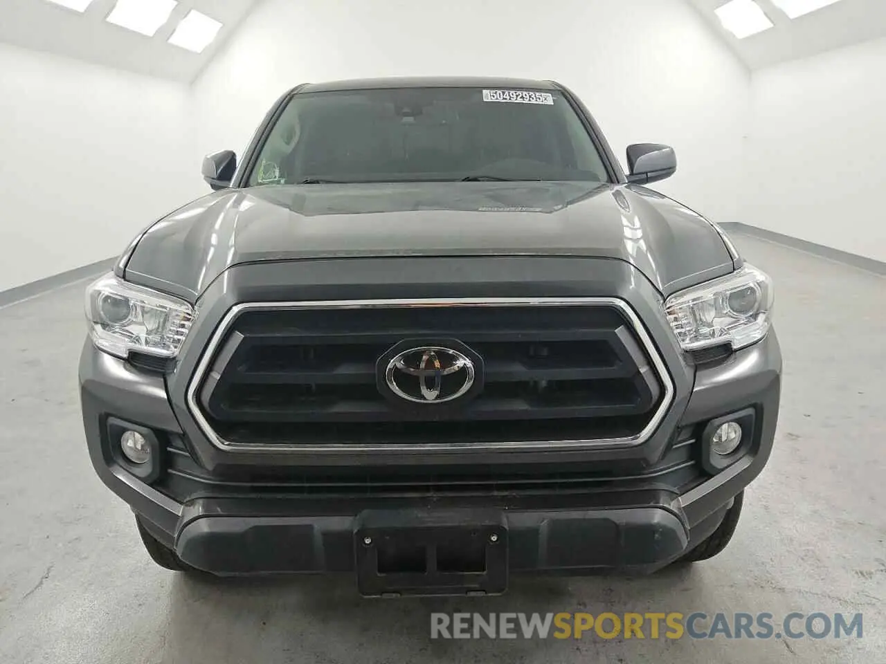 5 Photograph of a damaged car 3TMAZ5CN2NM162151 TOYOTA TACOMA 2022