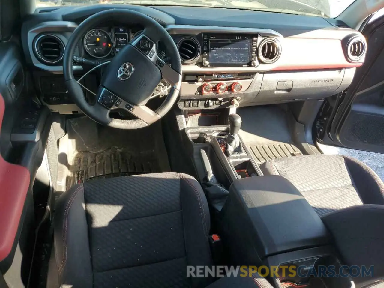 8 Photograph of a damaged car 3TMAZ5CN2NM169939 TOYOTA TACOMA 2022