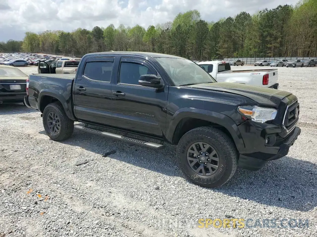 4 Photograph of a damaged car 3TMAZ5CN2NM176440 TOYOTA TACOMA 2022