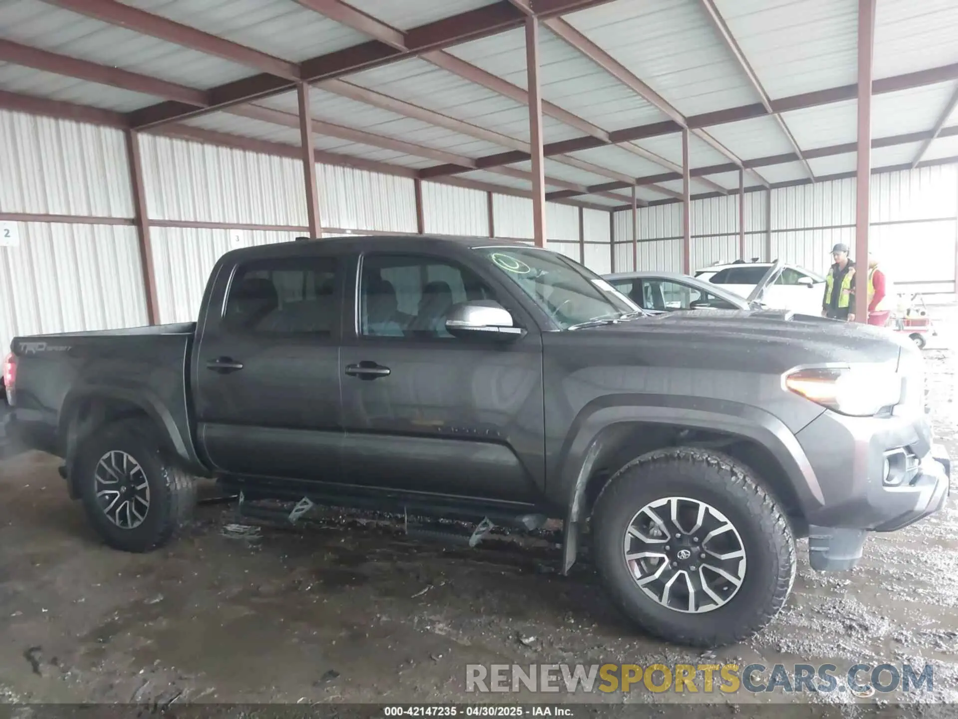 13 Photograph of a damaged car 3TMAZ5CN2NM181329 TOYOTA TACOMA 2022