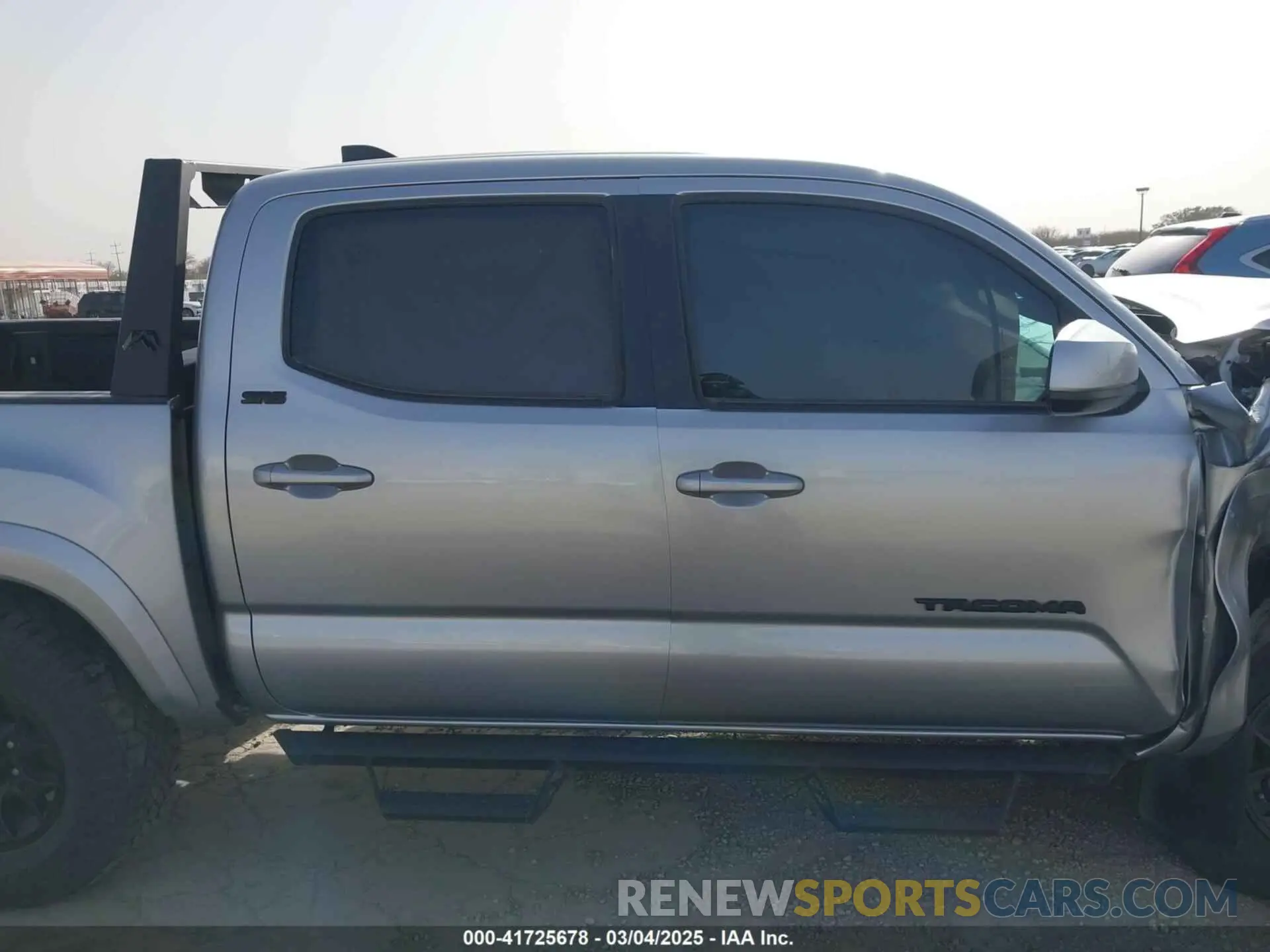 14 Photograph of a damaged car 3TMAZ5CN2NM192153 TOYOTA TACOMA 2022