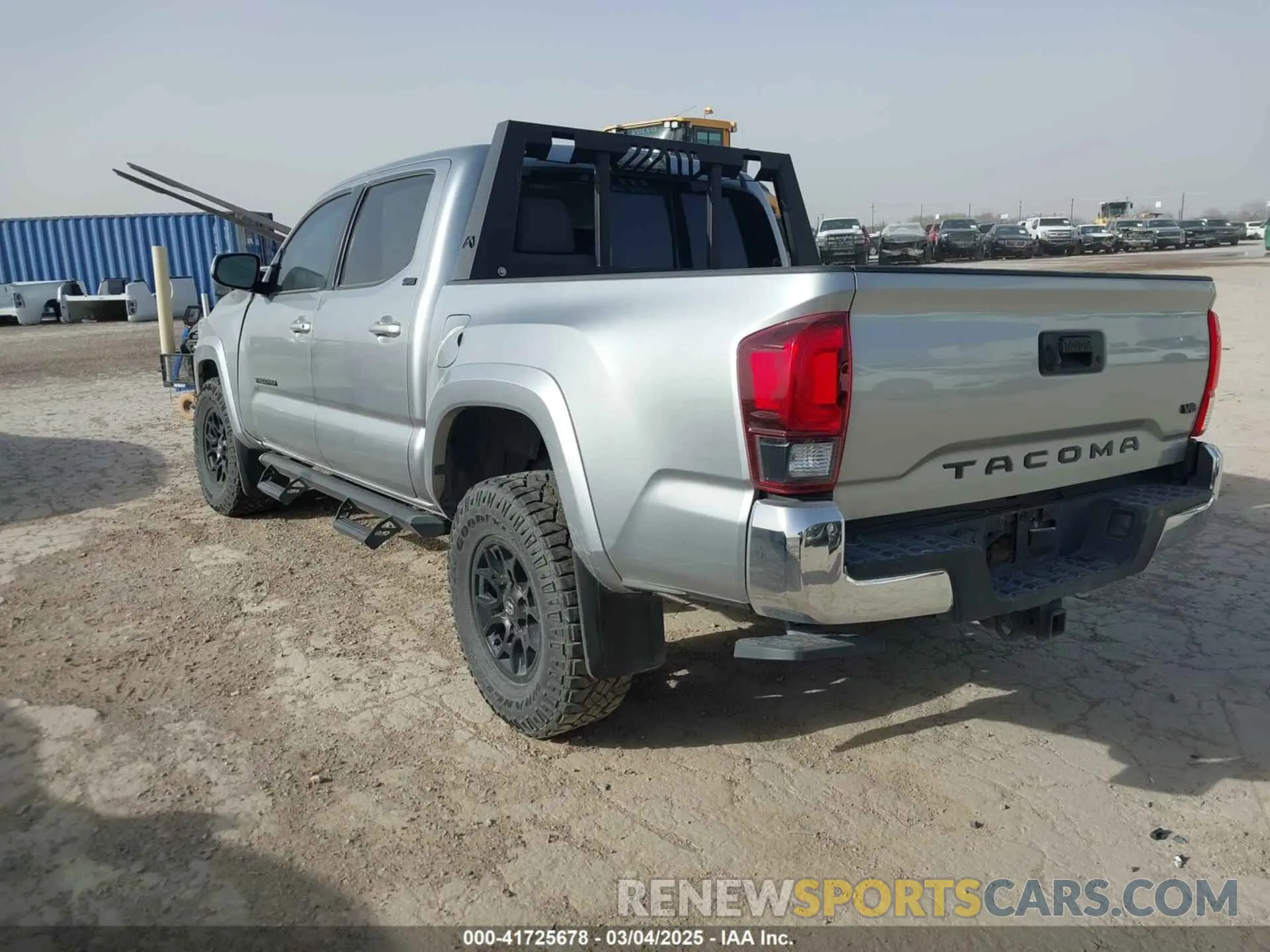 3 Photograph of a damaged car 3TMAZ5CN2NM192153 TOYOTA TACOMA 2022