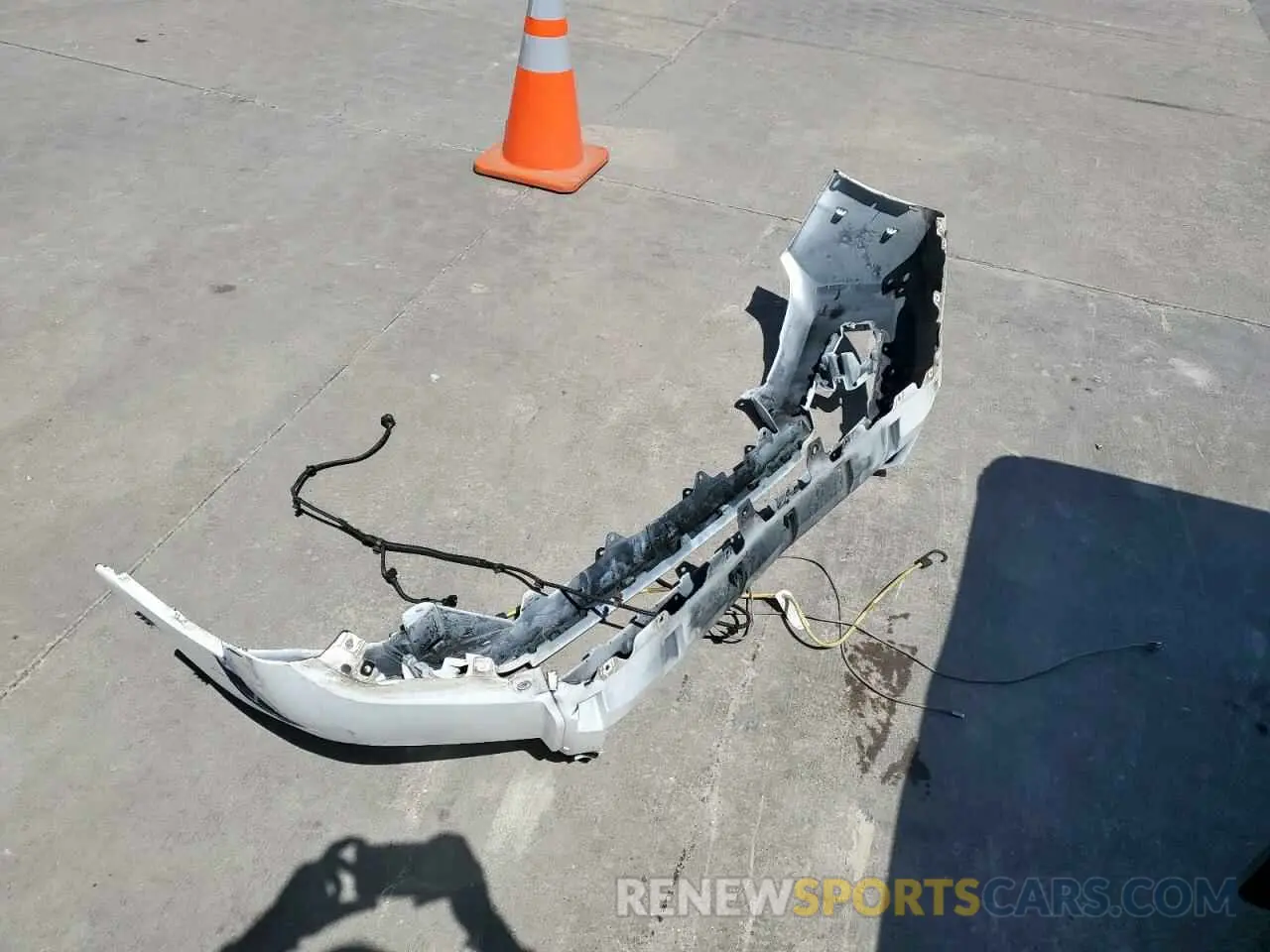 13 Photograph of a damaged car 3TMAZ5CN2NM195795 TOYOTA TACOMA 2022