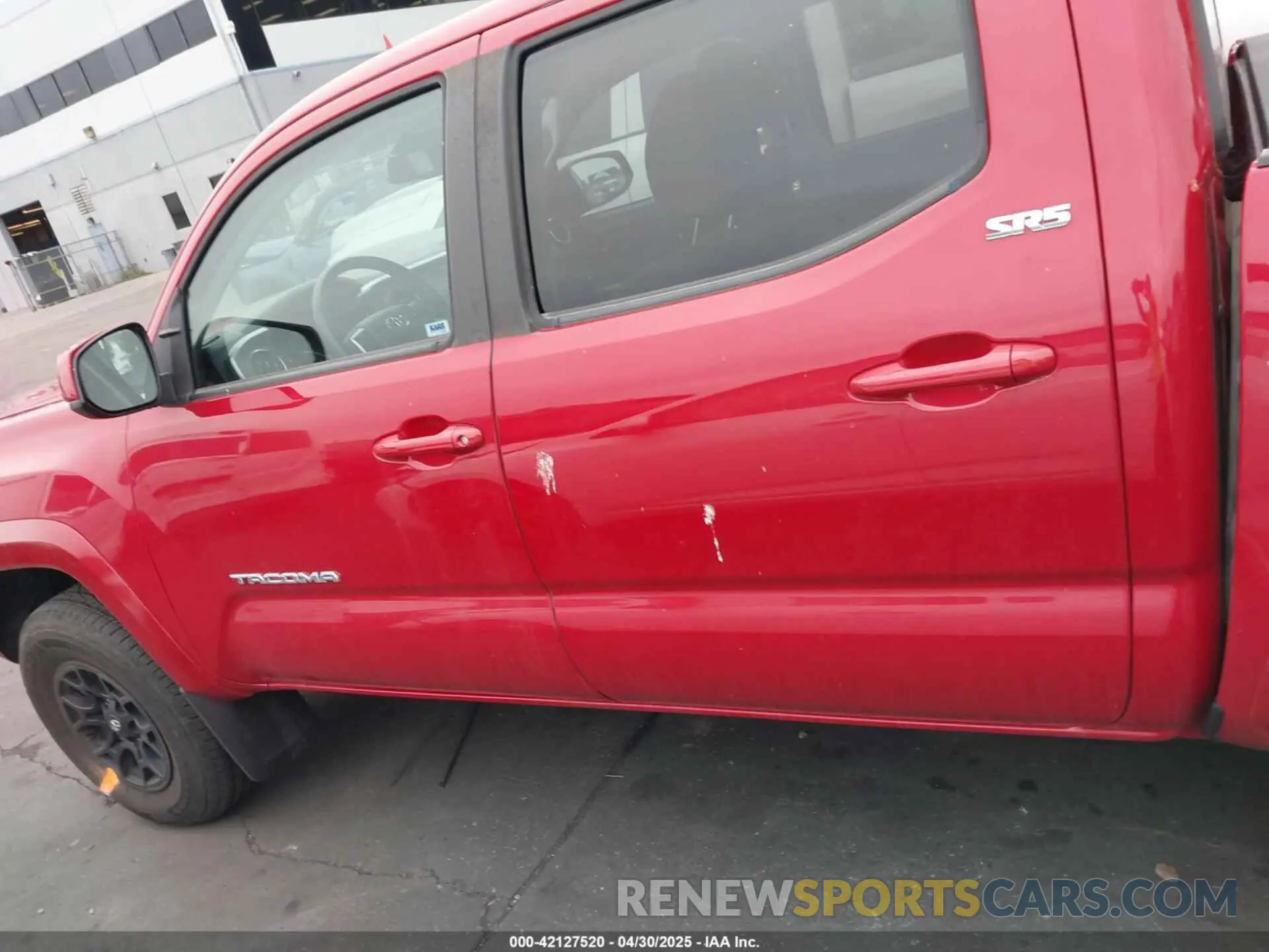 15 Photograph of a damaged car 3TMAZ5CN3NM170503 TOYOTA TACOMA 2022