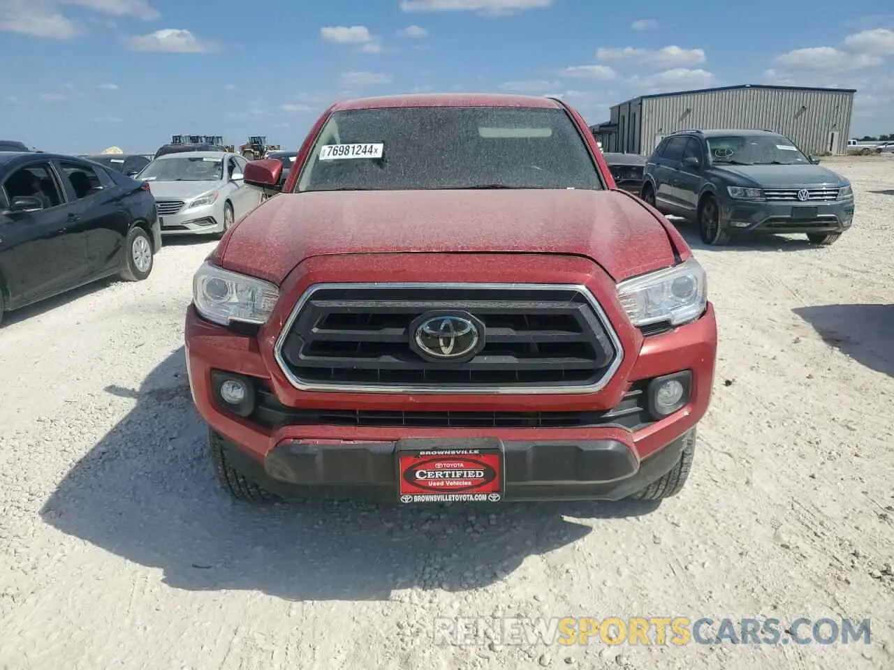 5 Photograph of a damaged car 3TMAZ5CN3NM172932 TOYOTA TACOMA 2022