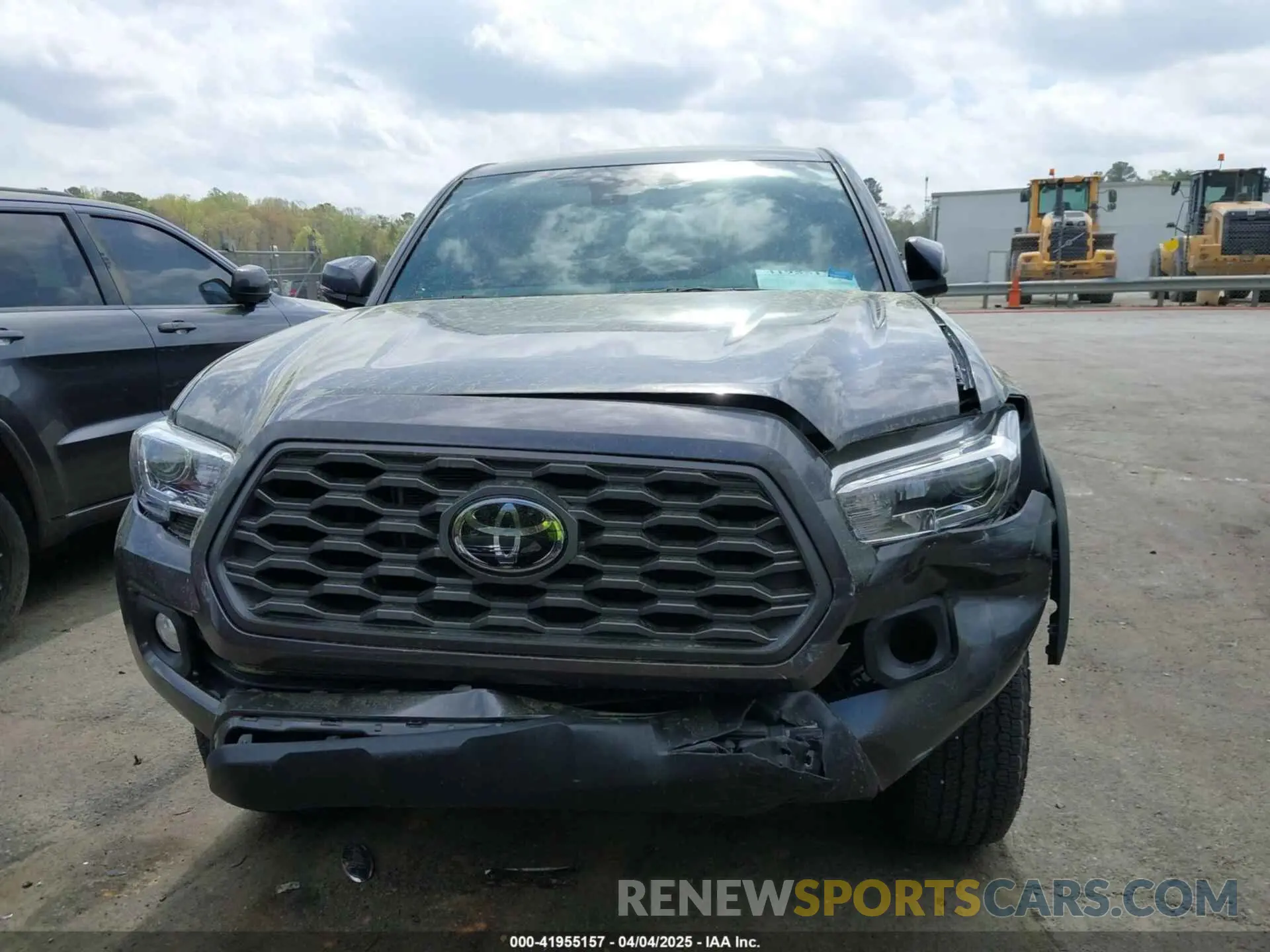 12 Photograph of a damaged car 3TMAZ5CN3NM179704 TOYOTA TACOMA 2022