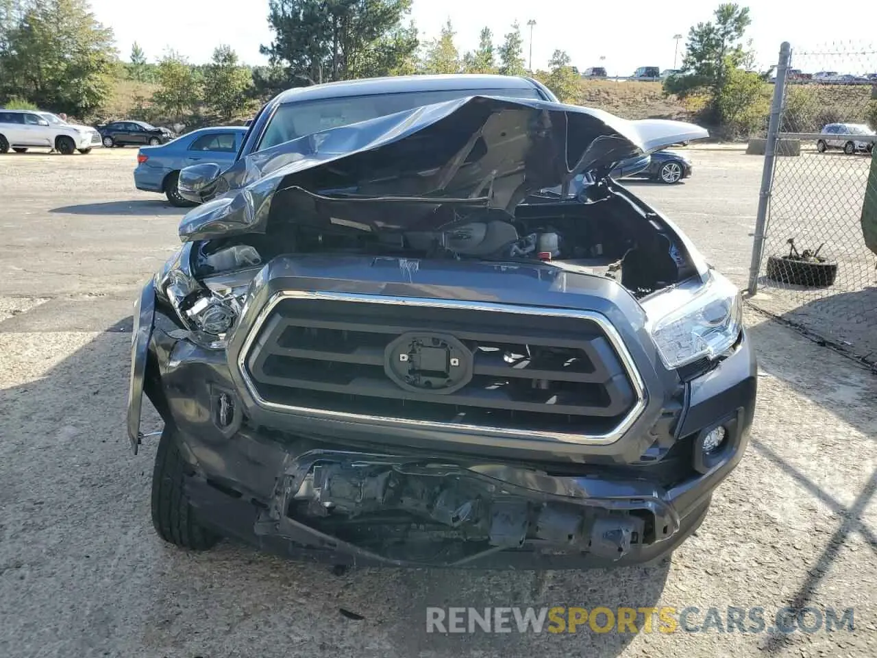 5 Photograph of a damaged car 3TMAZ5CN4NM162250 TOYOTA TACOMA 2022