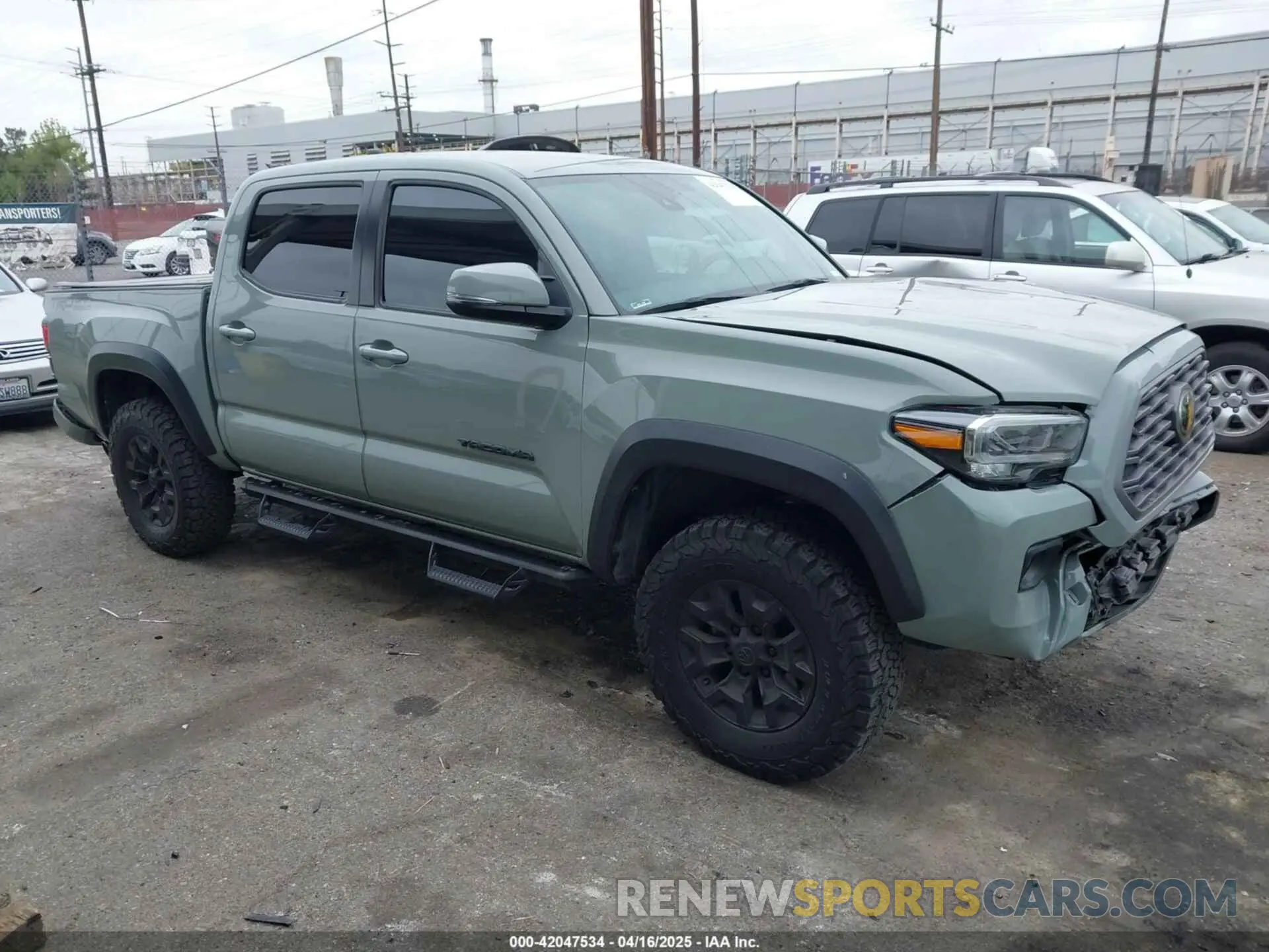 1 Photograph of a damaged car 3TMAZ5CN4NM165066 TOYOTA TACOMA 2022