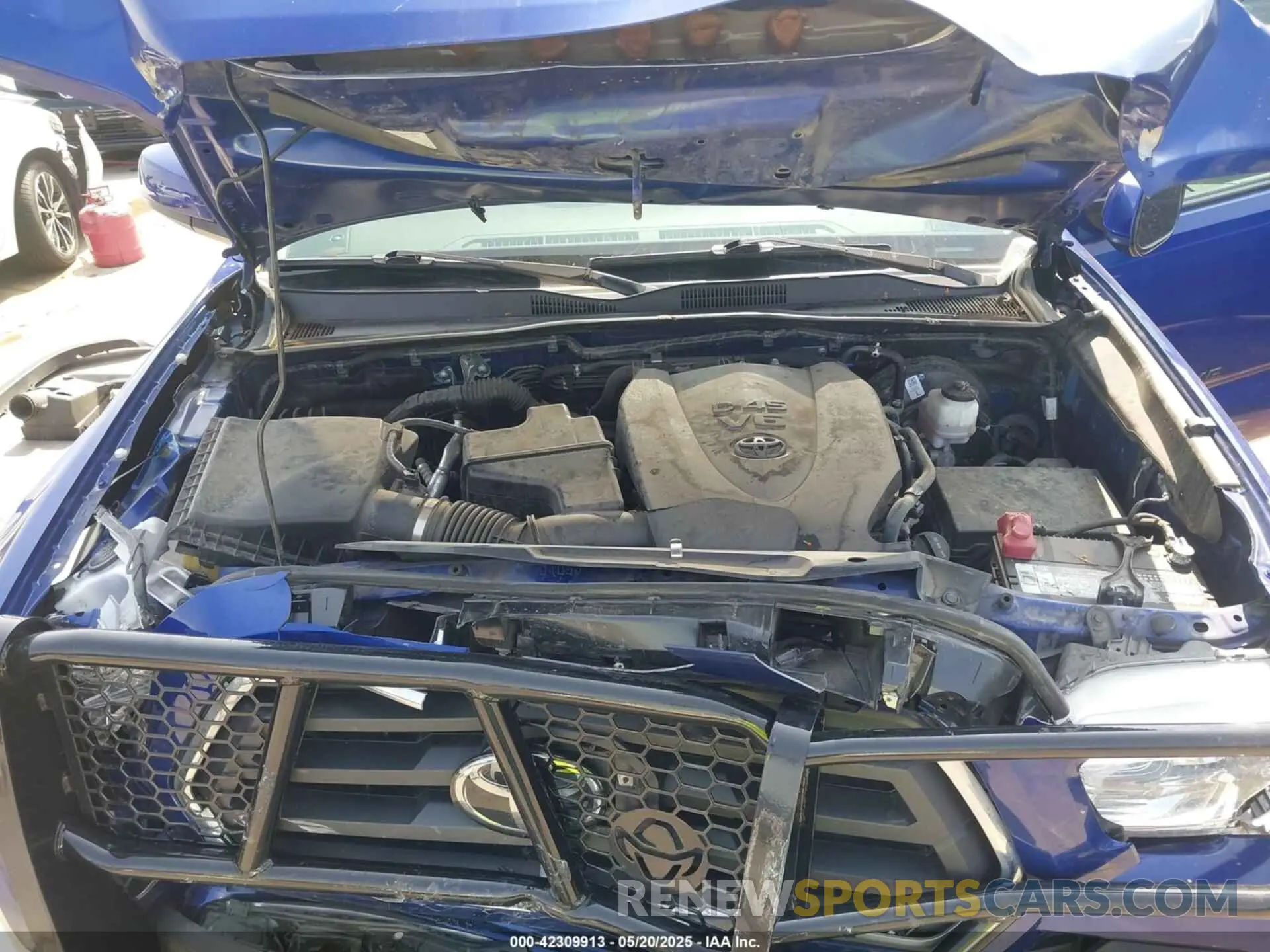 10 Photograph of a damaged car 3TMAZ5CN4NM172017 TOYOTA TACOMA 2022