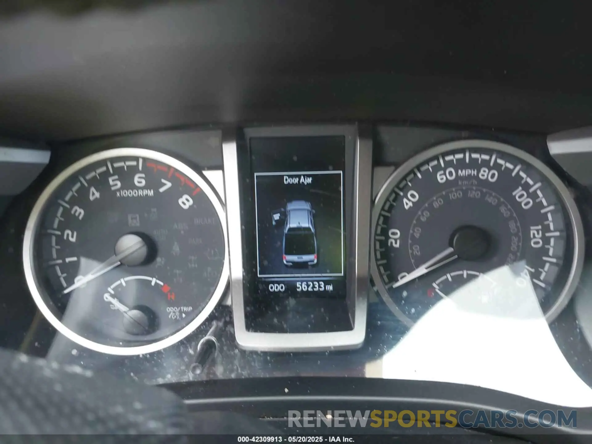 7 Photograph of a damaged car 3TMAZ5CN4NM172017 TOYOTA TACOMA 2022