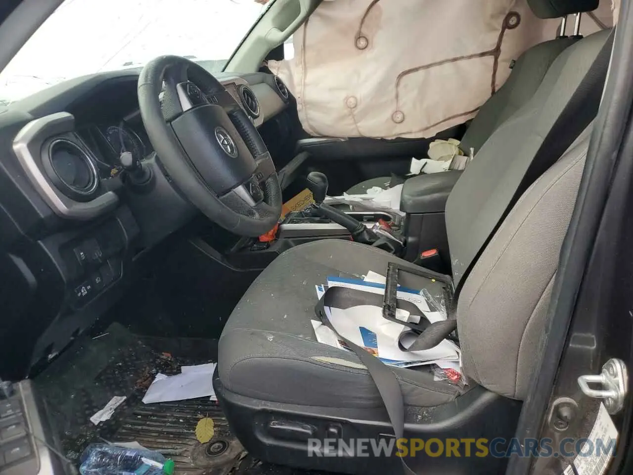 7 Photograph of a damaged car 3TMAZ5CN4NM175922 TOYOTA TACOMA 2022