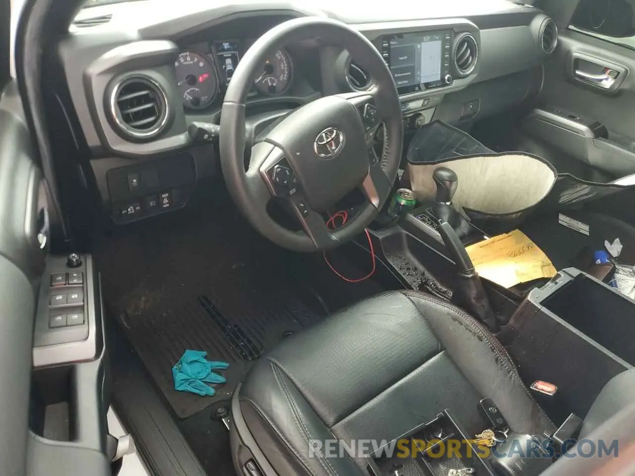 8 Photograph of a damaged car 3TMAZ5CN4NM179629 TOYOTA TACOMA 2022