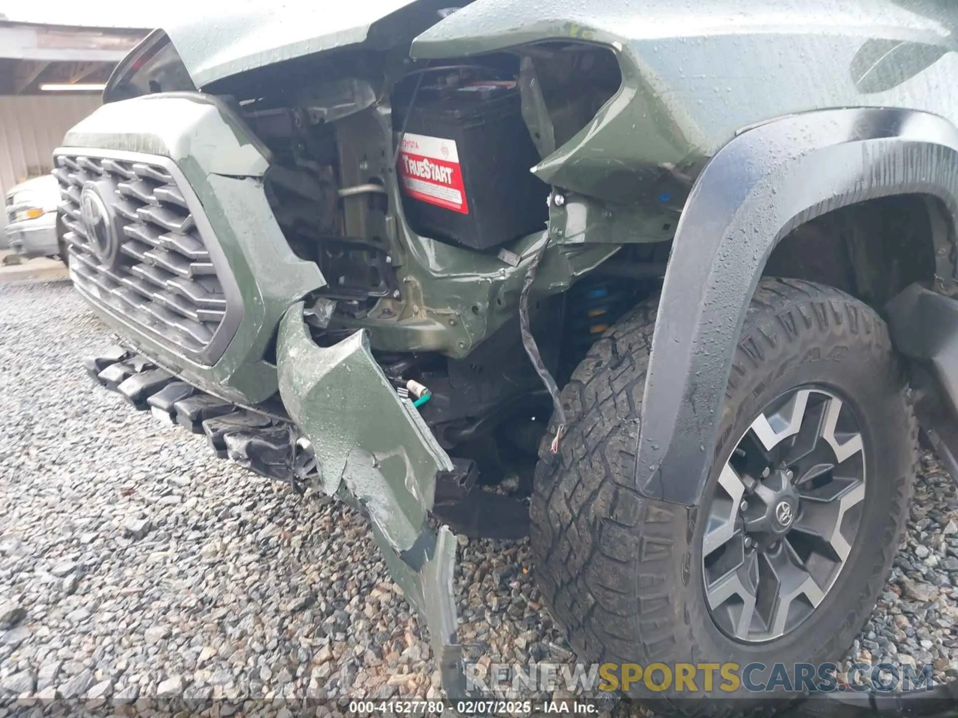 6 Photograph of a damaged car 3TMAZ5CN5NM167375 TOYOTA TACOMA 2022