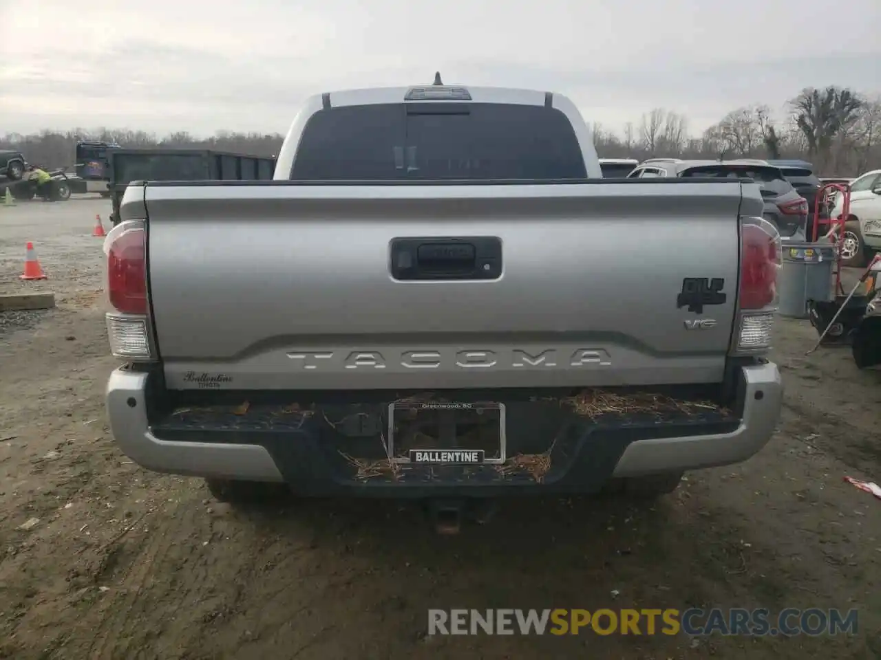 6 Photograph of a damaged car 3TMAZ5CN5NM170051 TOYOTA TACOMA 2022