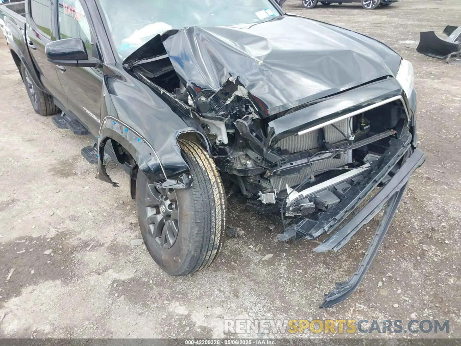 6 Photograph of a damaged car 3TMAZ5CN5NM192566 TOYOTA TACOMA 2022