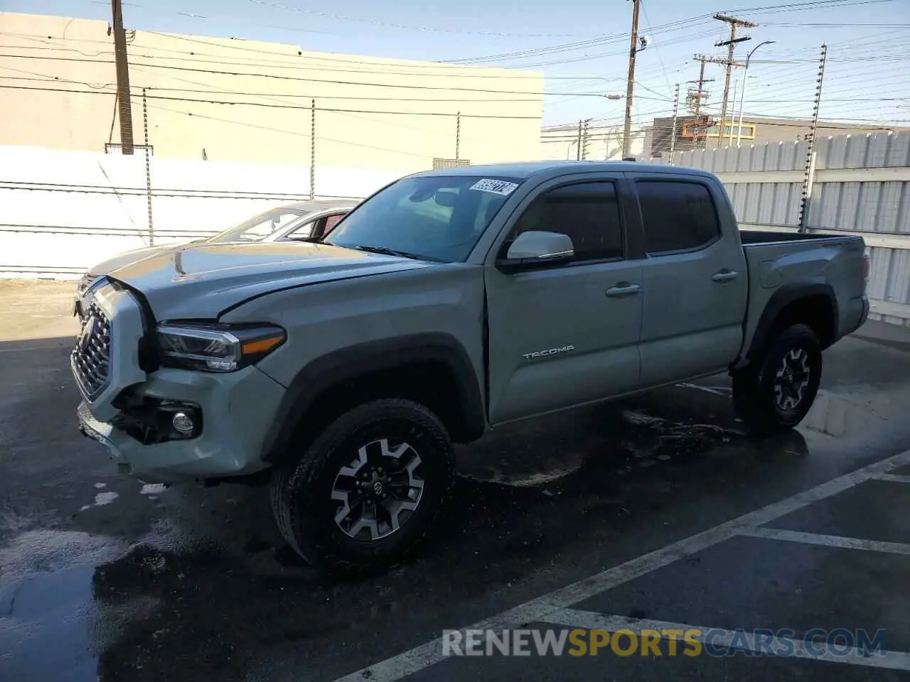 1 Photograph of a damaged car 3TMAZ5CN5NM193278 TOYOTA TACOMA 2022