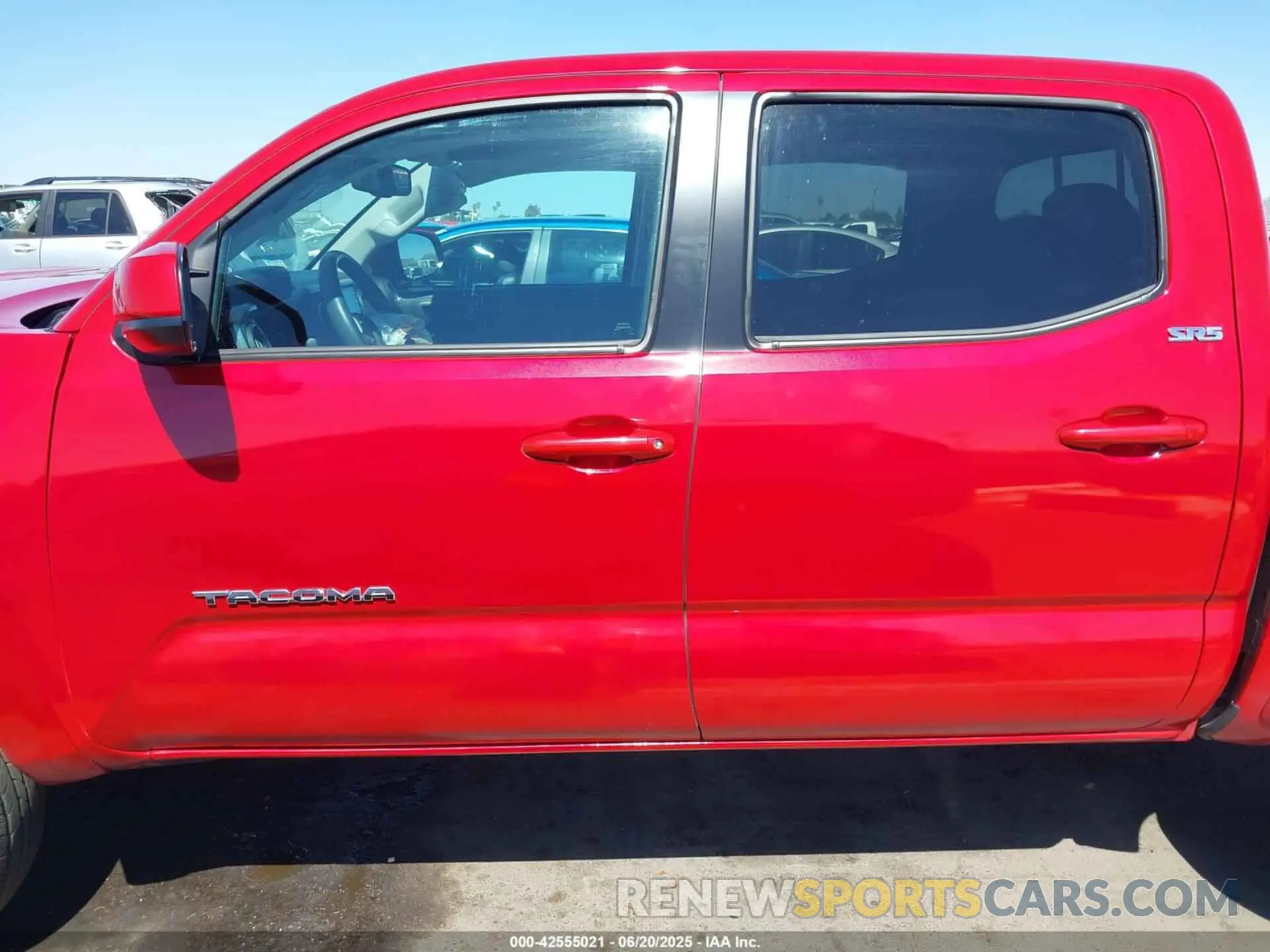 14 Photograph of a damaged car 3TMAZ5CN5NM194494 TOYOTA TACOMA 2022