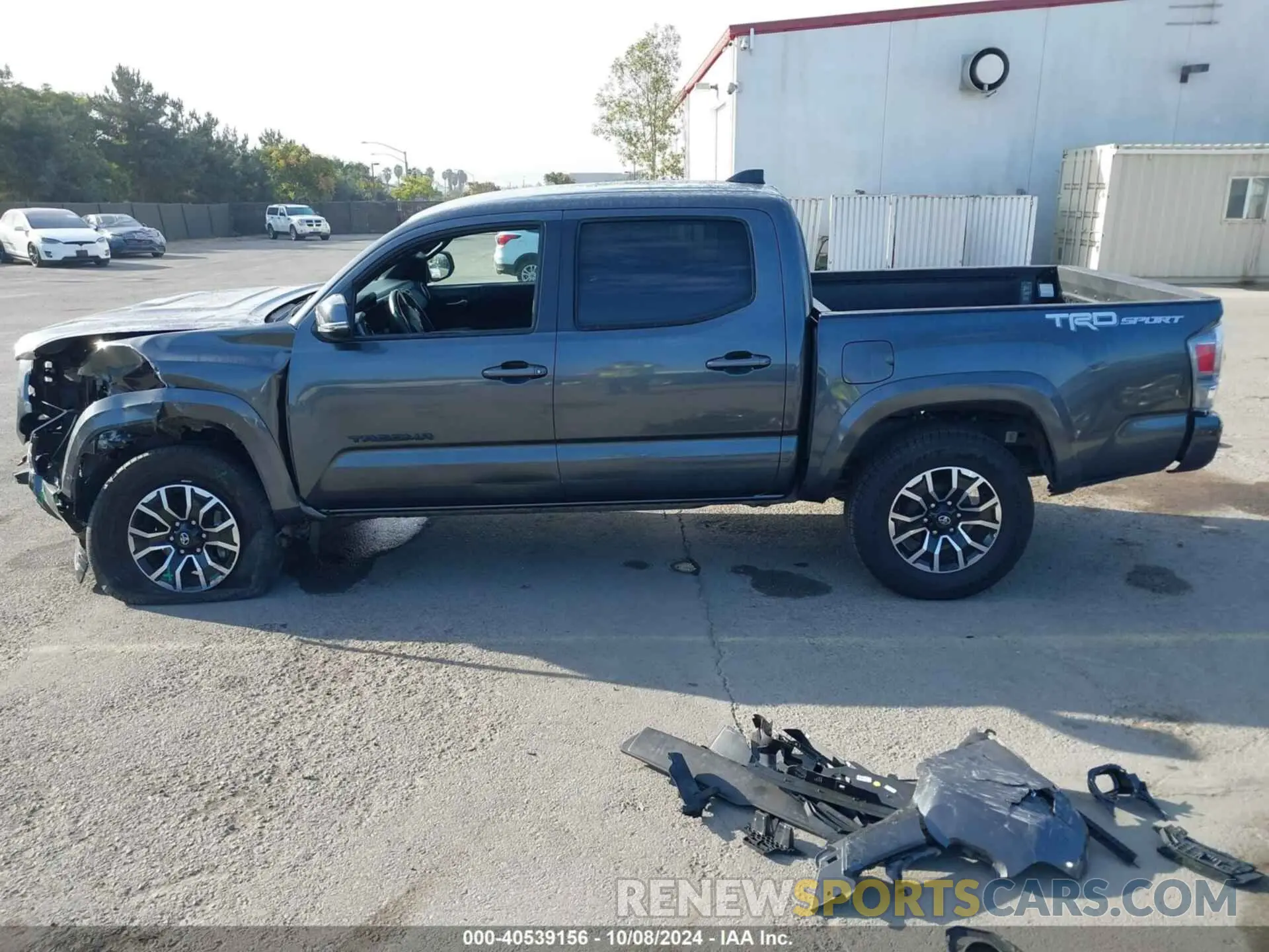 15 Photograph of a damaged car 3TMAZ5CN5NM196066 TOYOTA TACOMA 2022