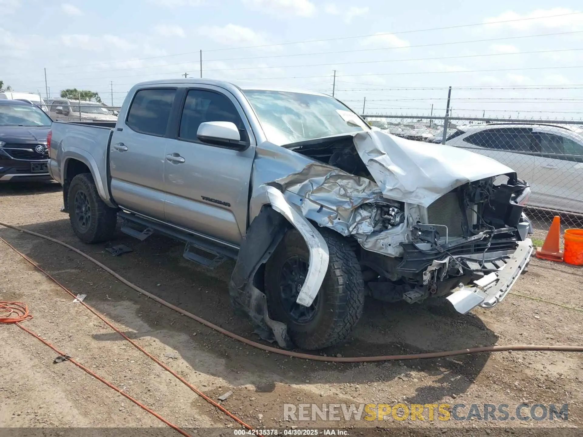 1 Photograph of a damaged car 3TMAZ5CN6NM193385 TOYOTA TACOMA 2022
