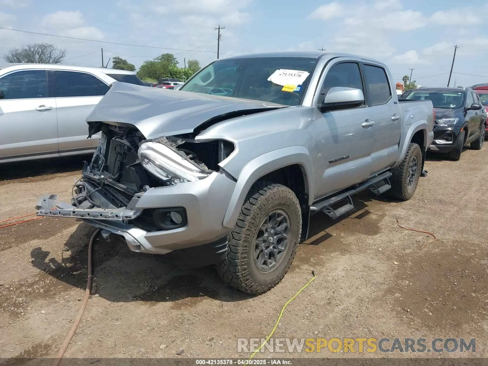 2 Photograph of a damaged car 3TMAZ5CN6NM193385 TOYOTA TACOMA 2022