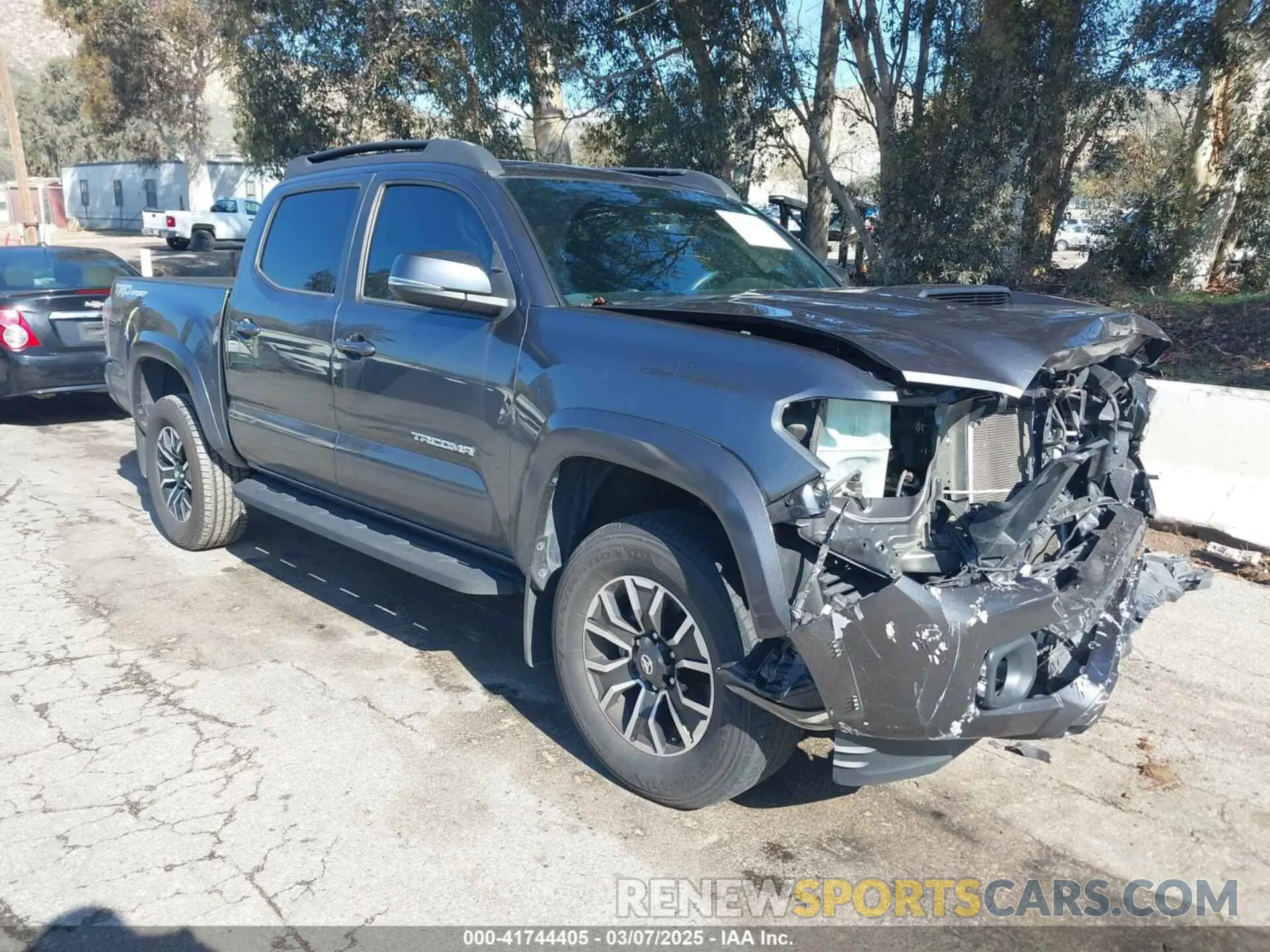 1 Photograph of a damaged car 3TMAZ5CN7NM173128 TOYOTA TACOMA 2022