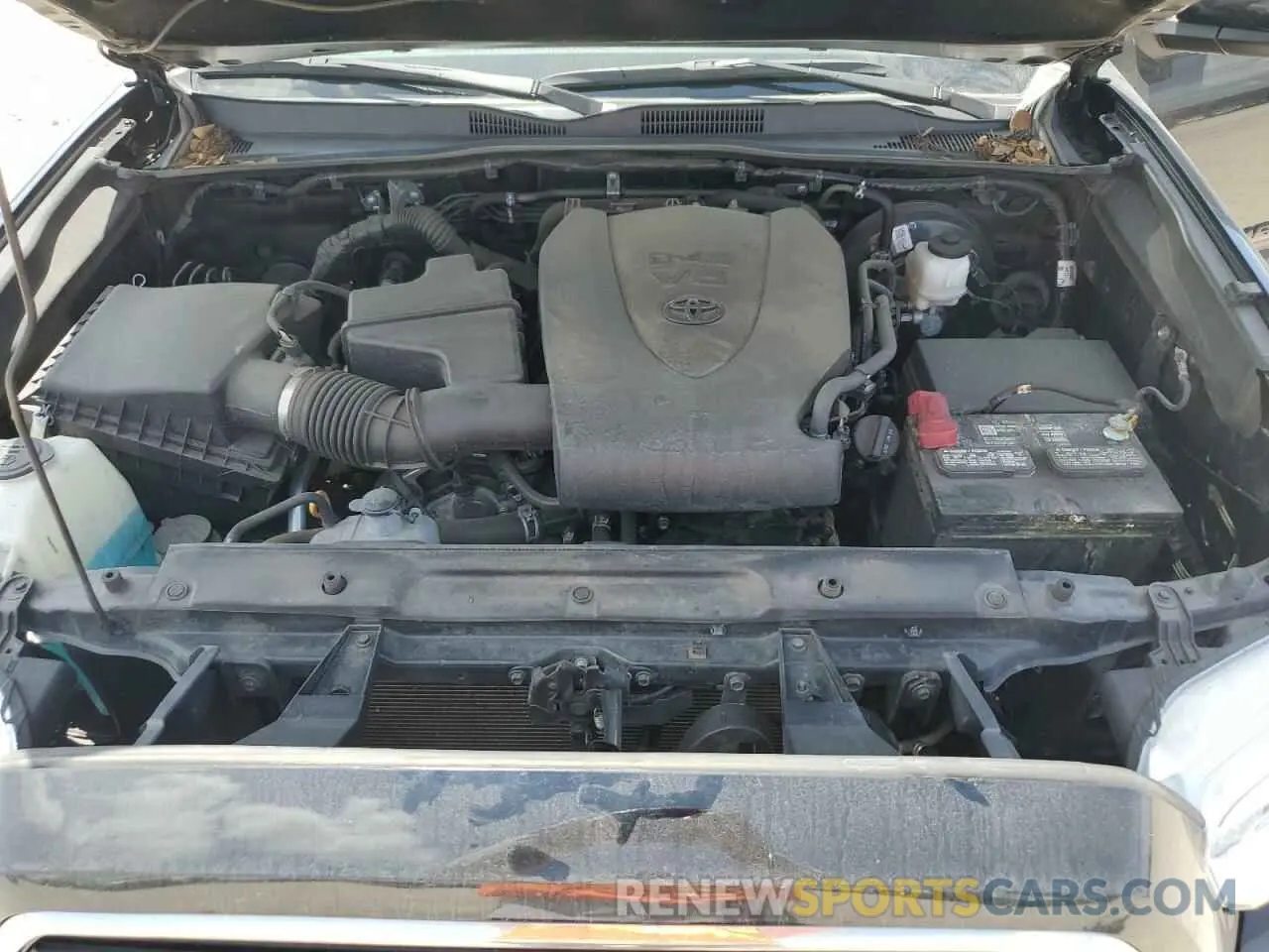 11 Photograph of a damaged car 3TMAZ5CN7NM175221 TOYOTA TACOMA 2022