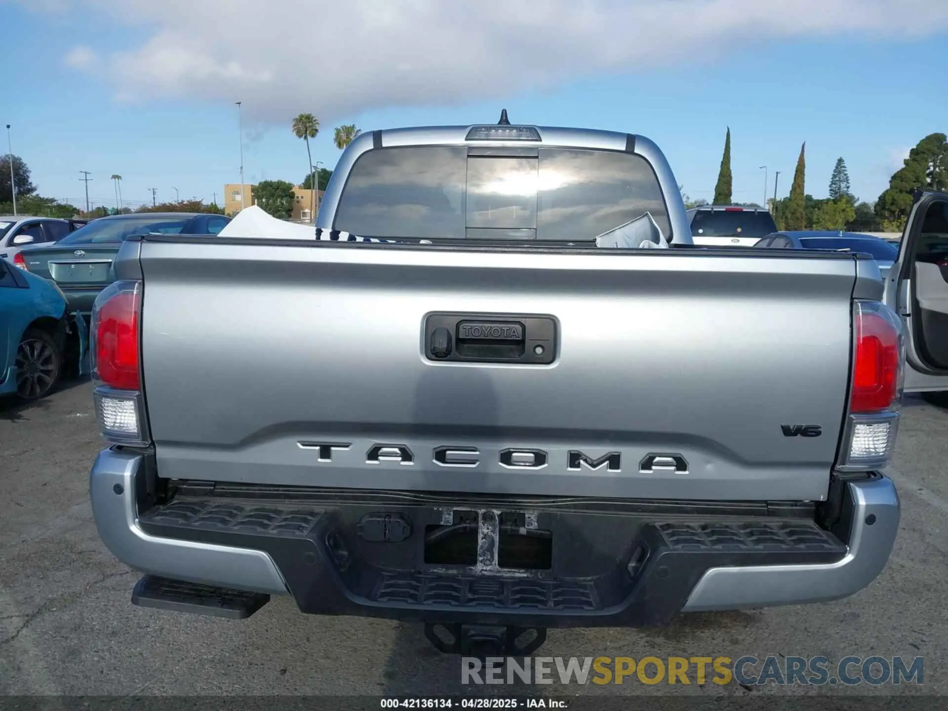 15 Photograph of a damaged car 3TMAZ5CN7NM178782 TOYOTA TACOMA 2022