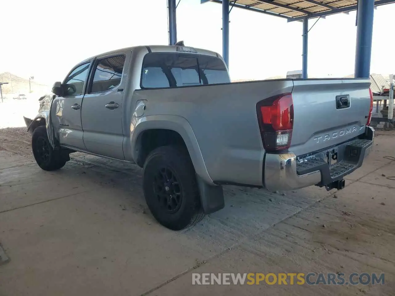 2 Photograph of a damaged car 3TMAZ5CN7NM196067 TOYOTA TACOMA 2022