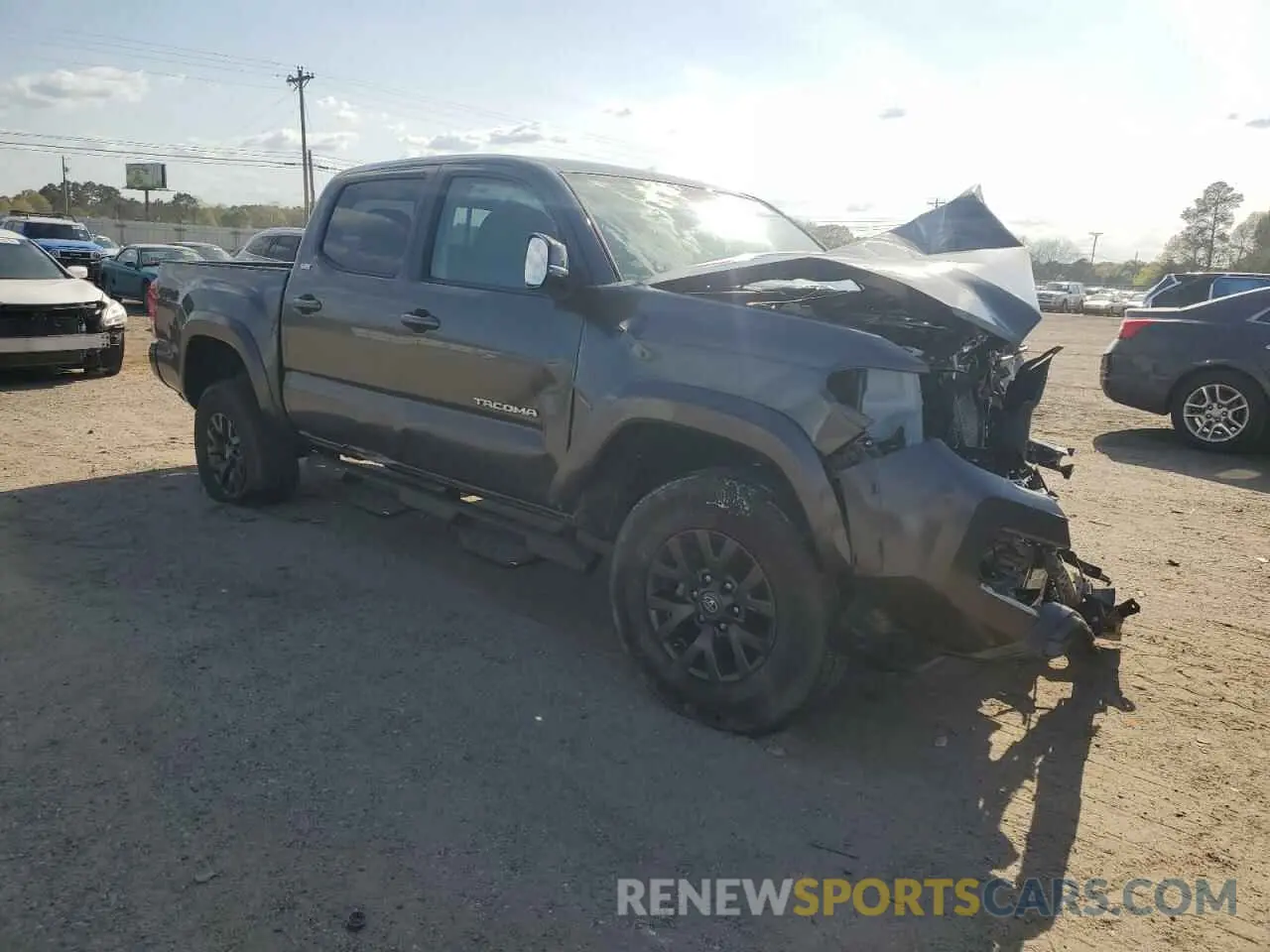 4 Photograph of a damaged car 3TMAZ5CN8NM163711 TOYOTA TACOMA 2022