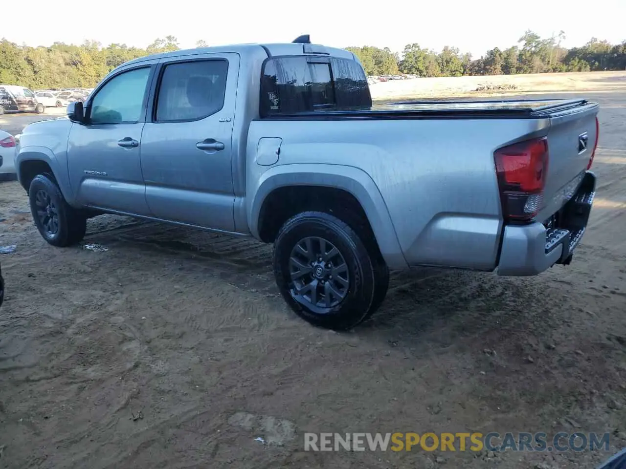 2 Photograph of a damaged car 3TMAZ5CN8NM178452 TOYOTA TACOMA 2022