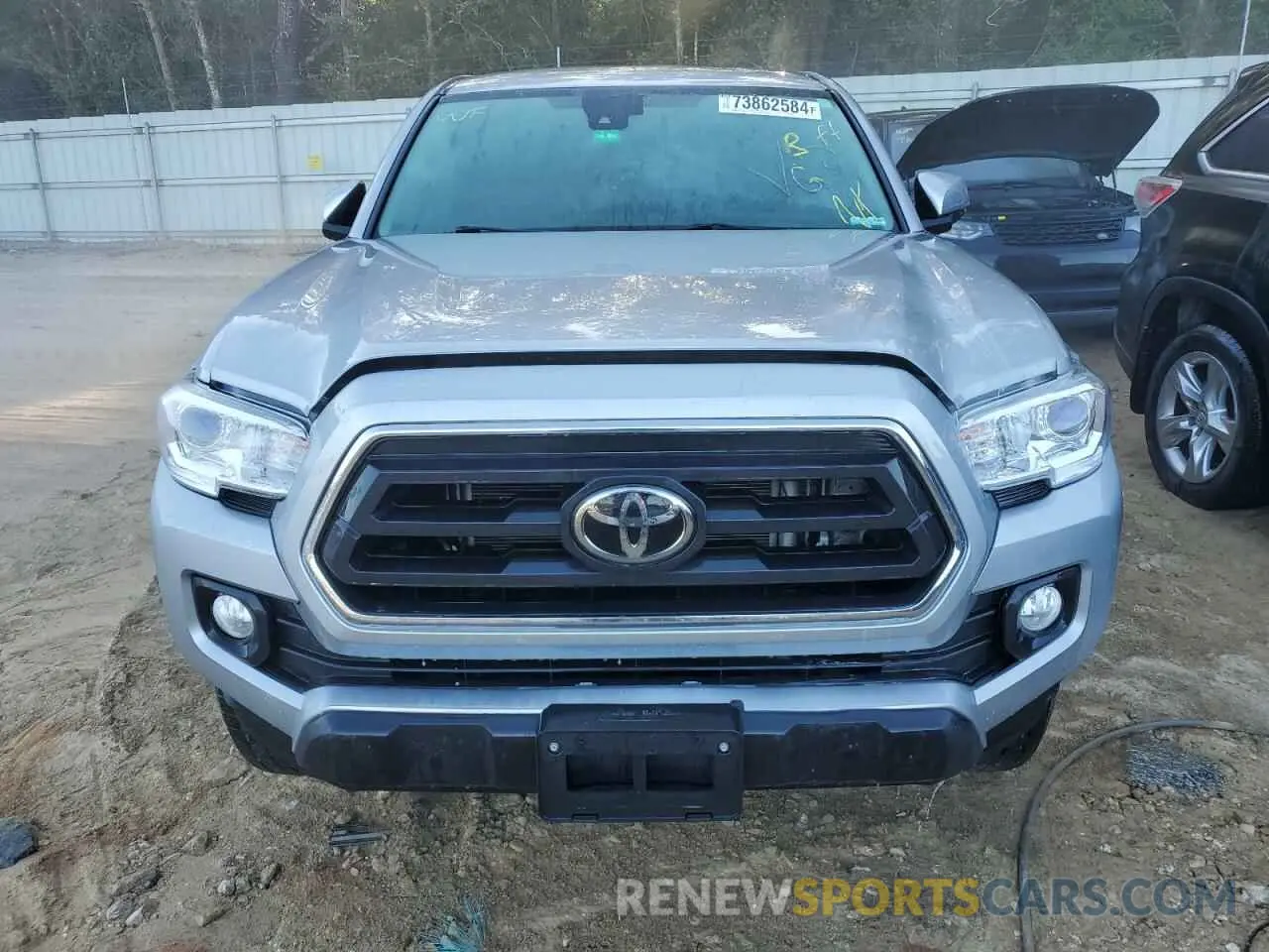 5 Photograph of a damaged car 3TMAZ5CN8NM178452 TOYOTA TACOMA 2022