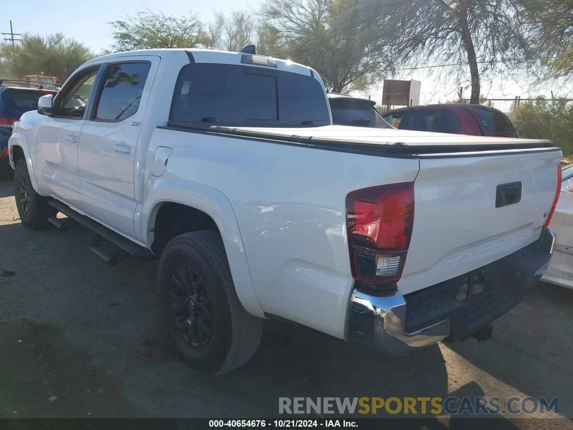 3 Photograph of a damaged car 3TMAZ5CN9NM167346 TOYOTA TACOMA 2022