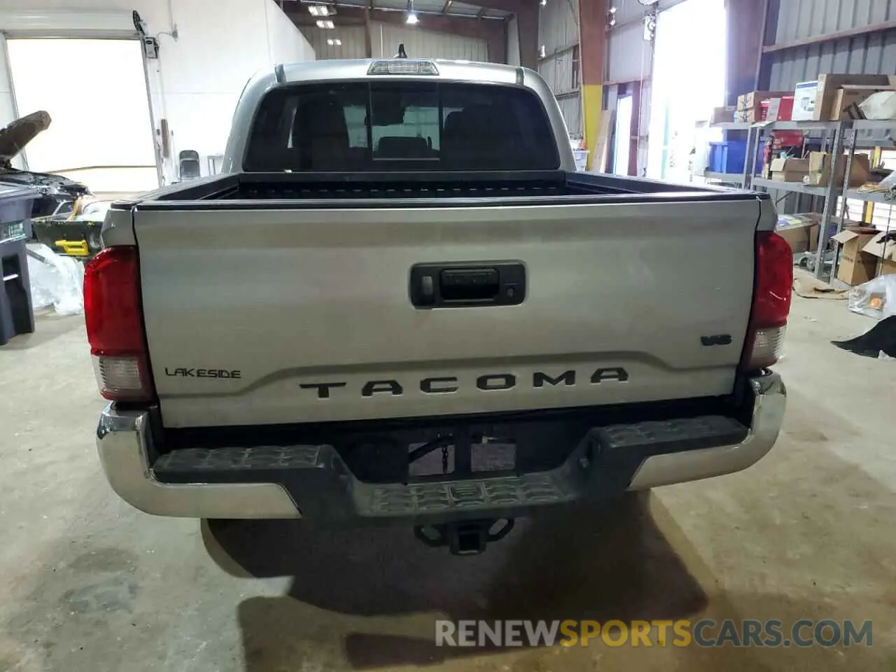 6 Photograph of a damaged car 3TMAZ5CN9NM172224 TOYOTA TACOMA 2022