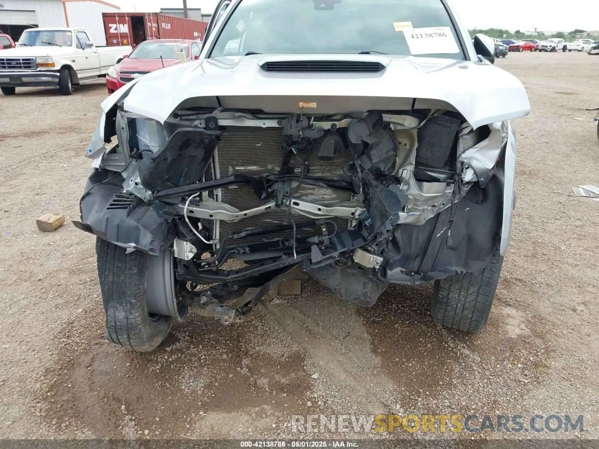 6 Photograph of a damaged car 3TMAZ5CN9NM175995 TOYOTA TACOMA 2022