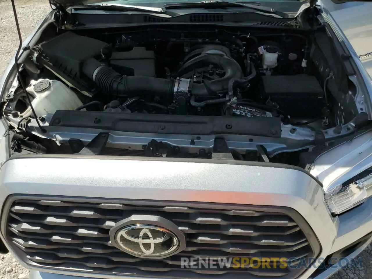 11 Photograph of a damaged car 3TMAZ5CN9NM178766 TOYOTA TACOMA 2022