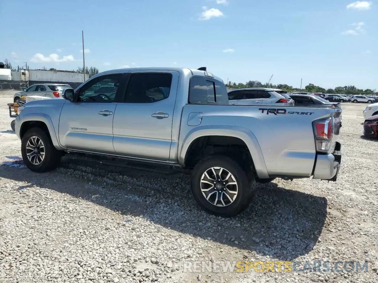 2 Photograph of a damaged car 3TMAZ5CN9NM178766 TOYOTA TACOMA 2022