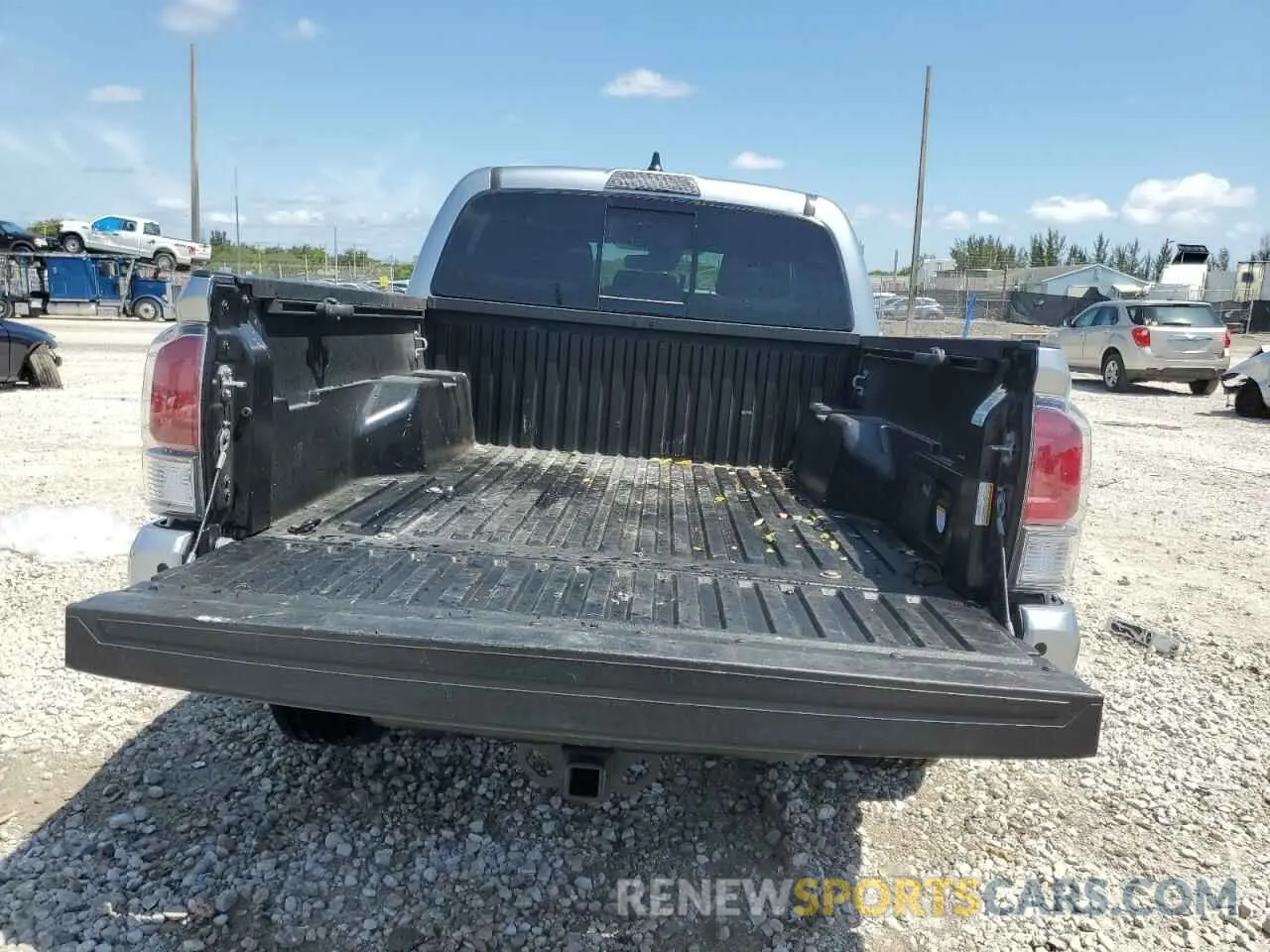 6 Photograph of a damaged car 3TMAZ5CN9NM178766 TOYOTA TACOMA 2022