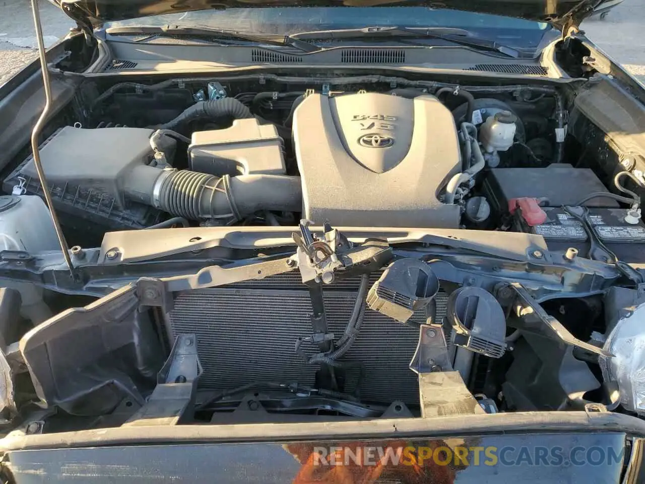 11 Photograph of a damaged car 3TMAZ5CN9NM181716 TOYOTA TACOMA 2022