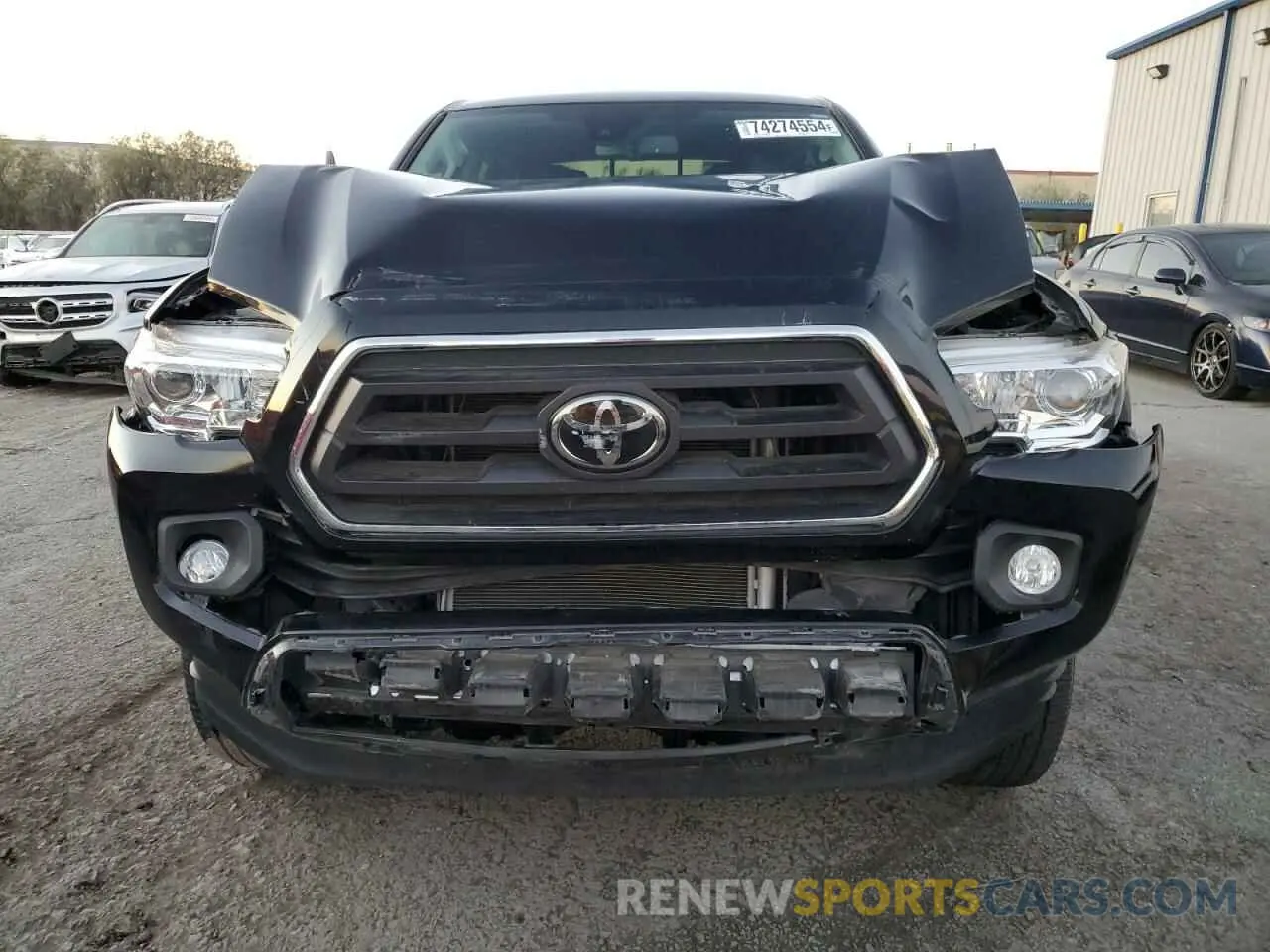 5 Photograph of a damaged car 3TMAZ5CN9NM181716 TOYOTA TACOMA 2022