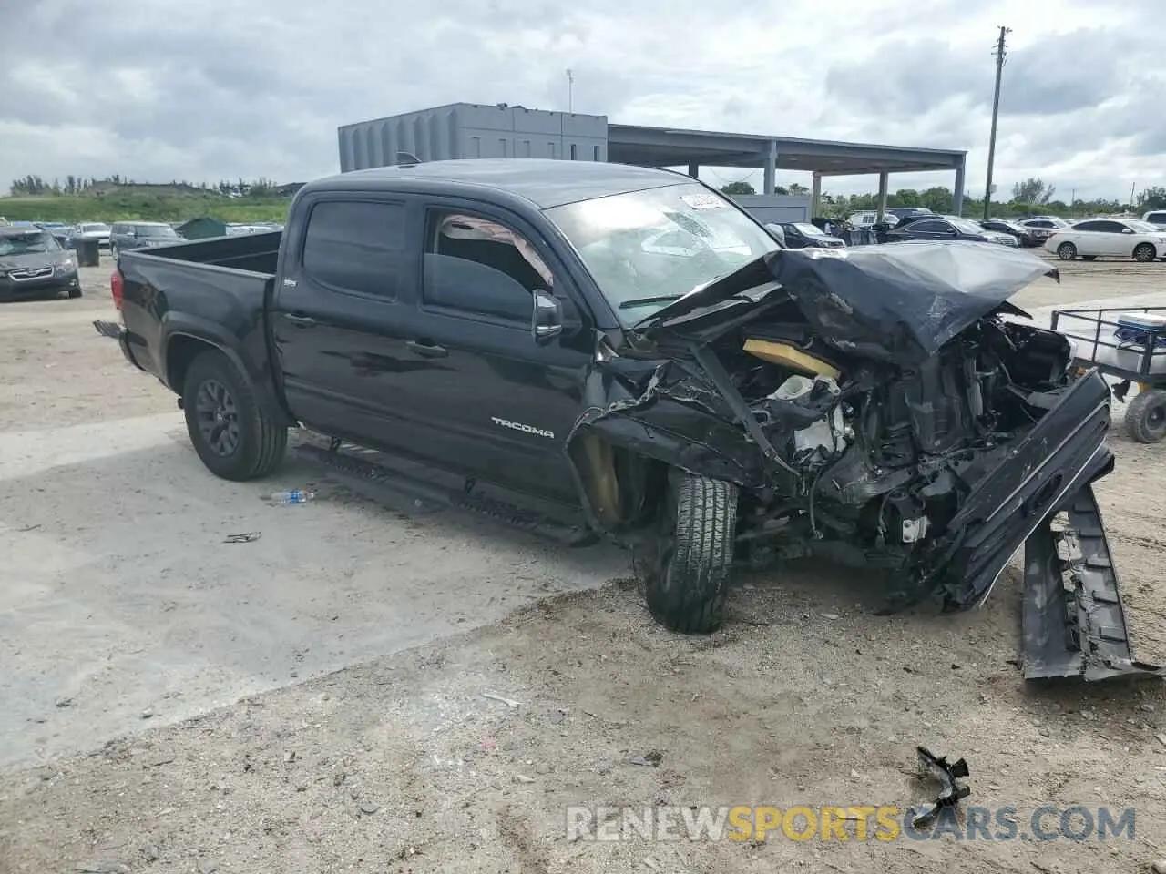4 Photograph of a damaged car 3TMAZ5CN9NM187807 TOYOTA TACOMA 2022
