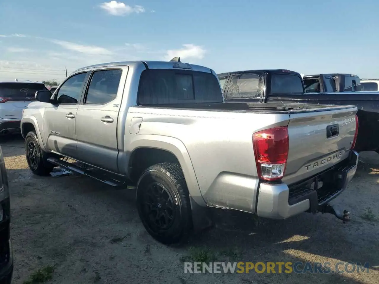2 Photograph of a damaged car 3TMAZ5CNXNM163077 TOYOTA TACOMA 2022