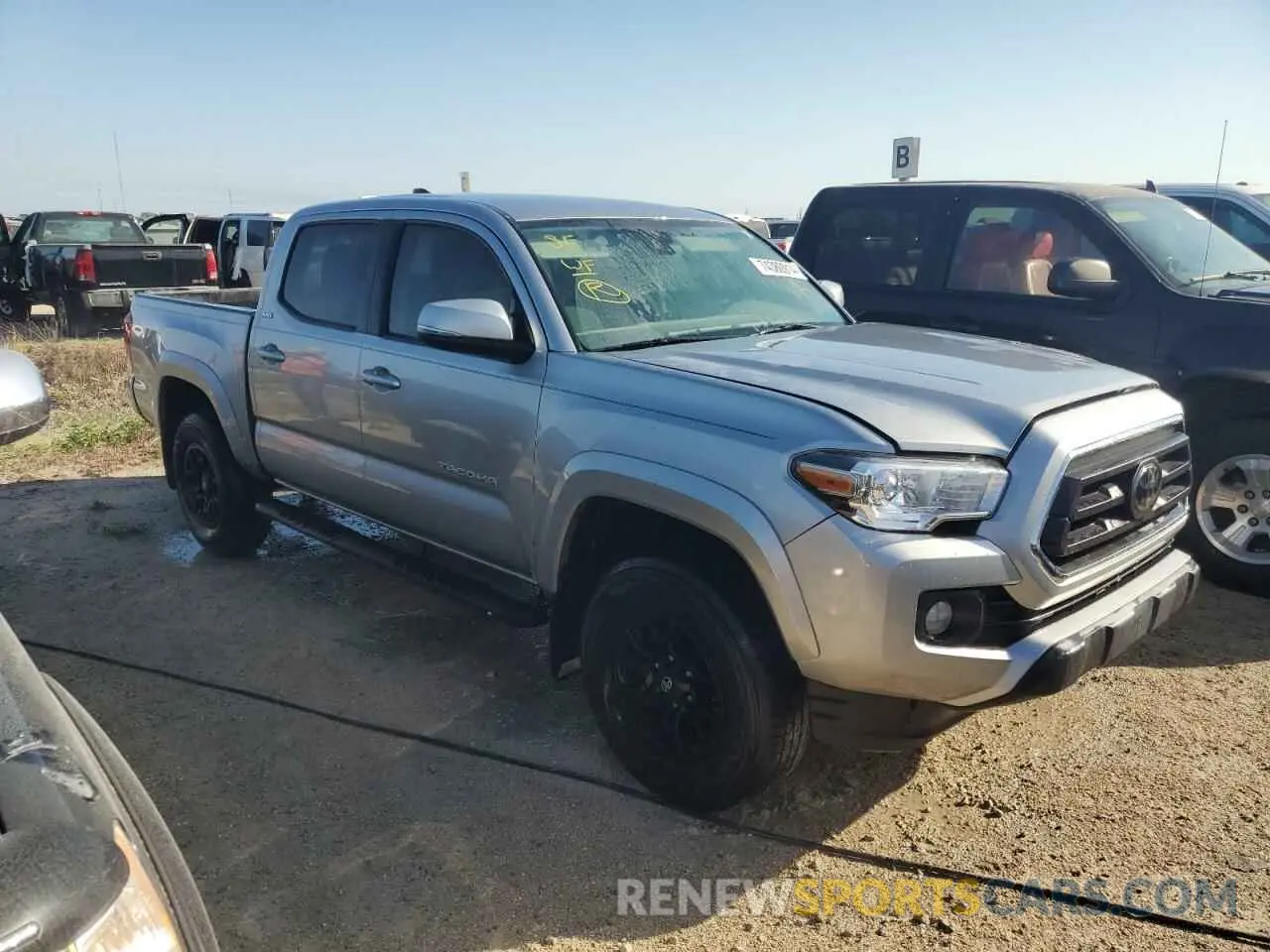 4 Photograph of a damaged car 3TMAZ5CNXNM163077 TOYOTA TACOMA 2022