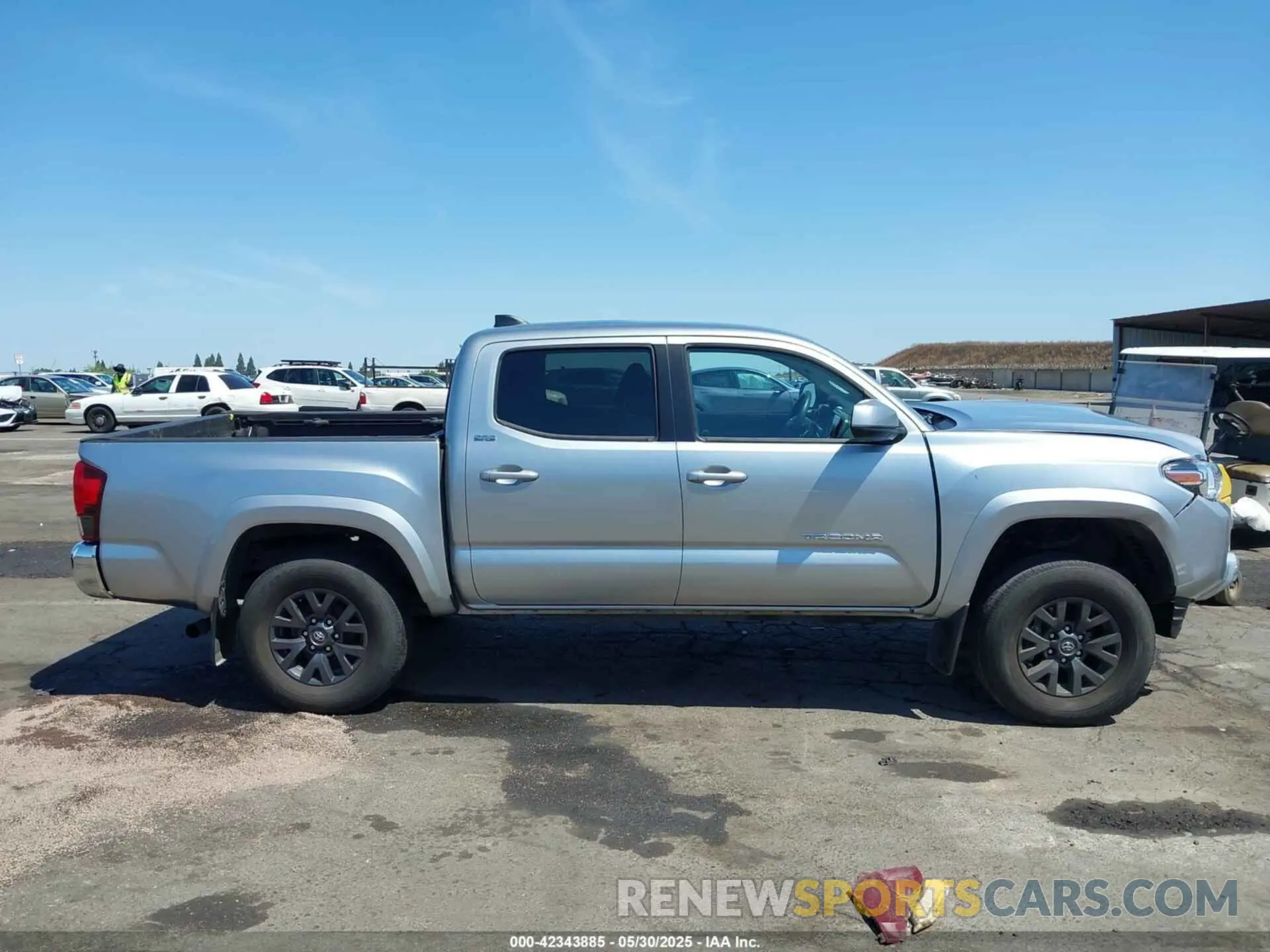 14 Photograph of a damaged car 3TMAZ5CNXNM179330 TOYOTA TACOMA 2022