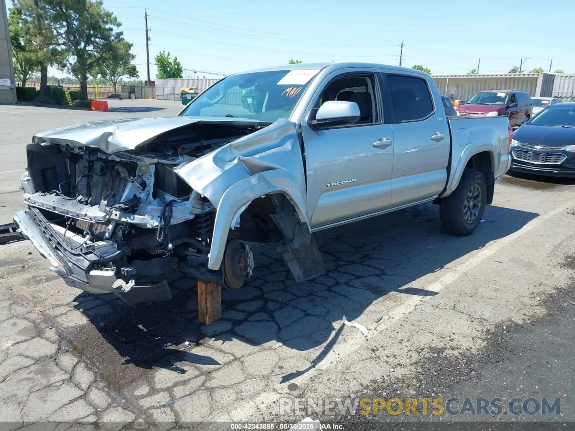 2 Photograph of a damaged car 3TMAZ5CNXNM179330 TOYOTA TACOMA 2022