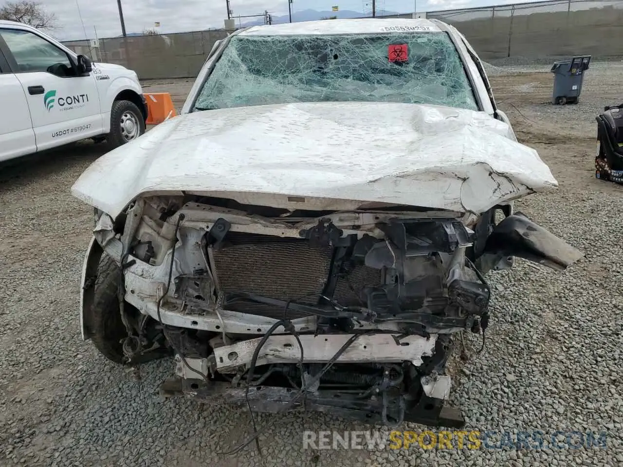 5 Photograph of a damaged car 3TMAZ5CNXNM192174 TOYOTA TACOMA 2022