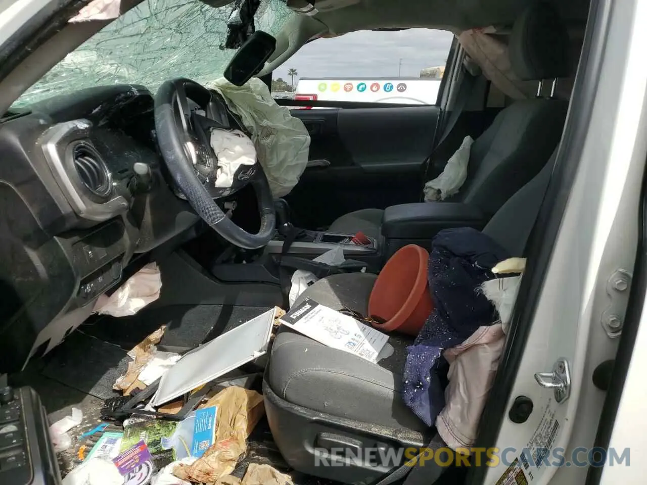 7 Photograph of a damaged car 3TMAZ5CNXNM192174 TOYOTA TACOMA 2022