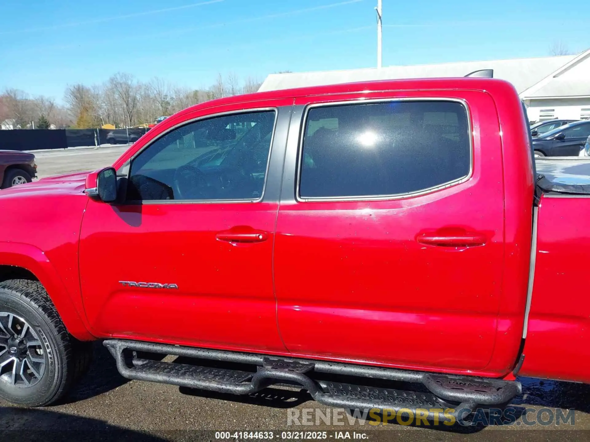 14 Photograph of a damaged car 3TMBZ5DN0NM033652 TOYOTA TACOMA 2022