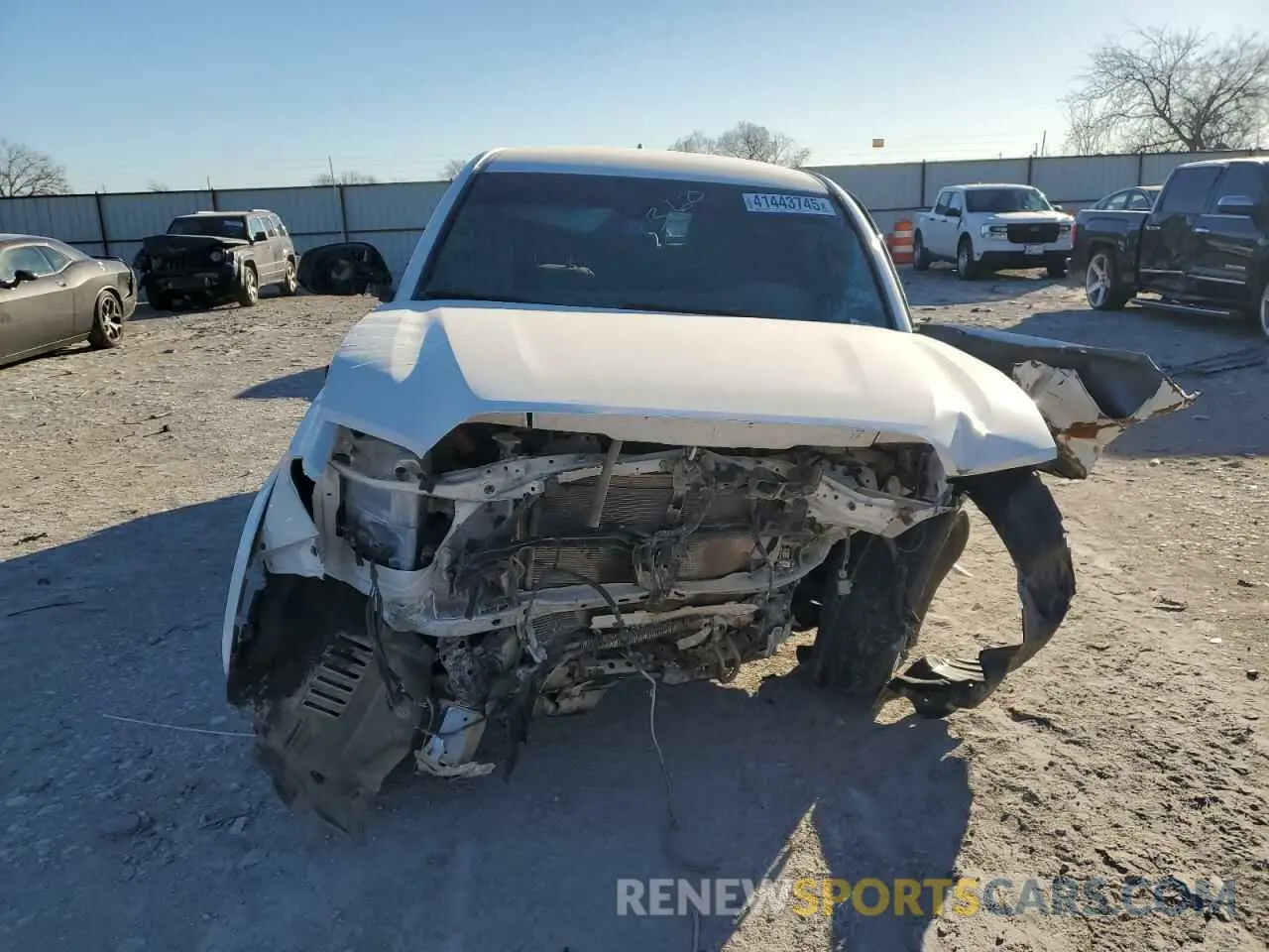 5 Photograph of a damaged car 3TMBZ5DN2NM037282 TOYOTA TACOMA 2022