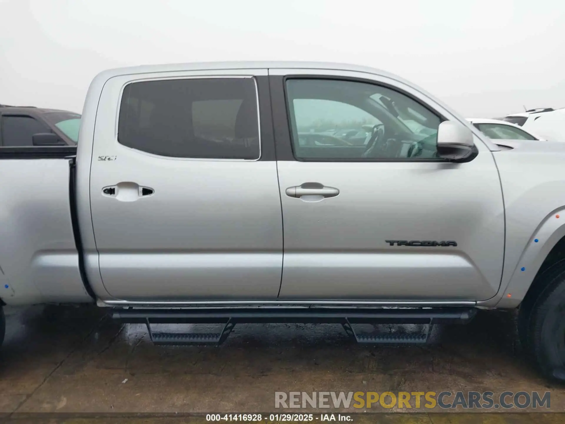 14 Photograph of a damaged car 3TMBZ5DN4NM035761 TOYOTA TACOMA 2022